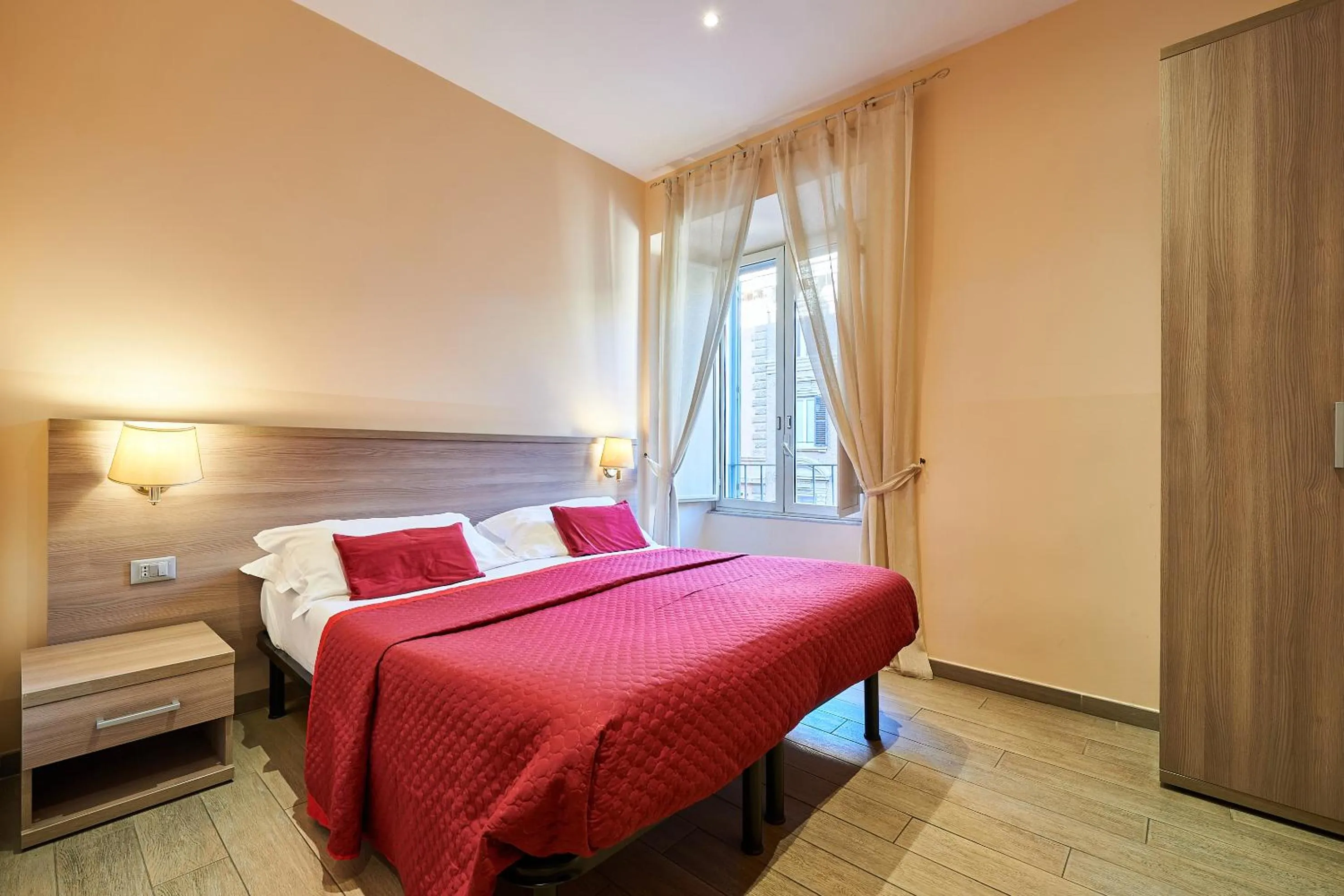 Bedroom, Bed in Catone Vatican Suites