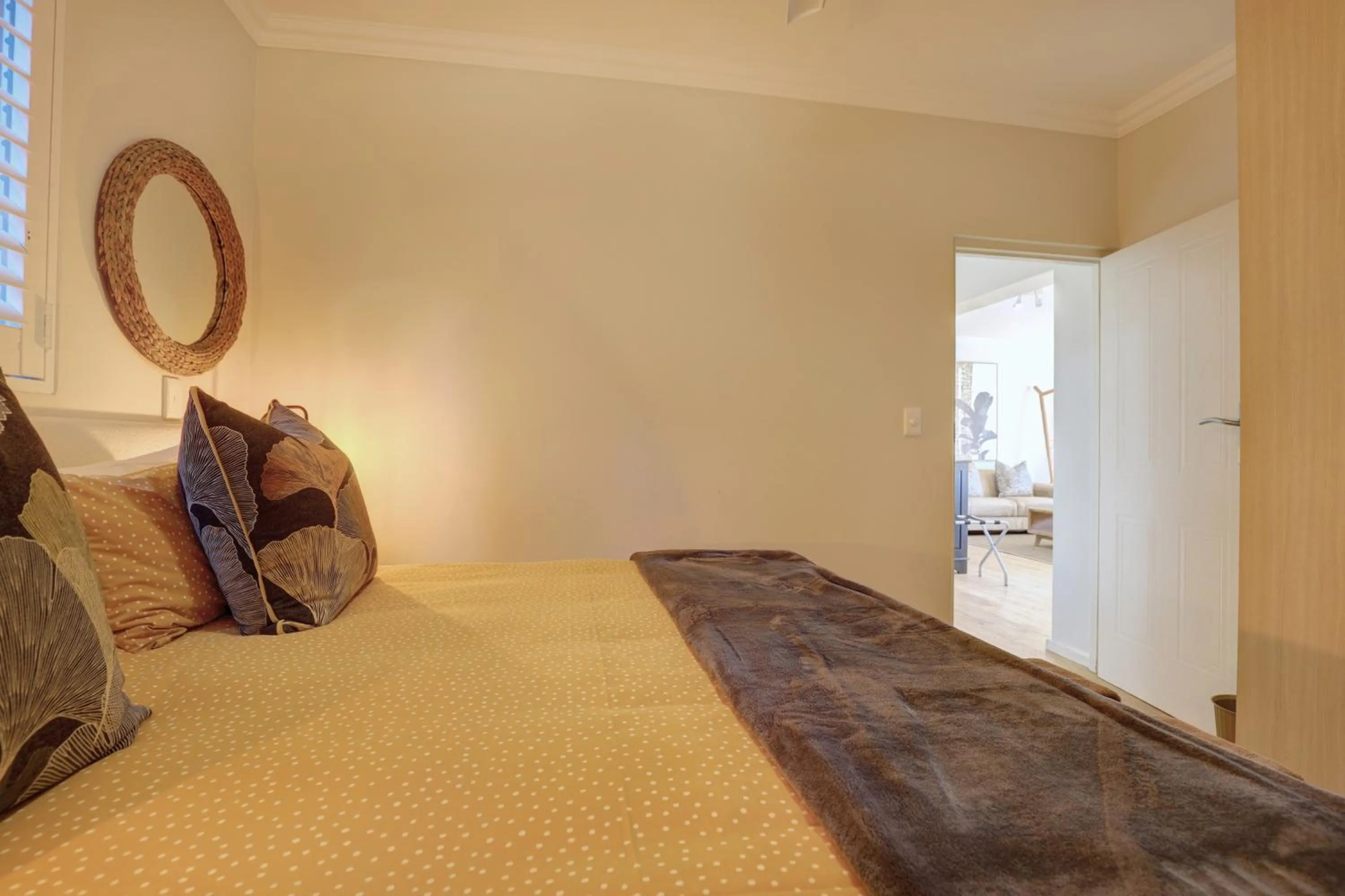 Bed in Oppiesee Selfcatering Apartments