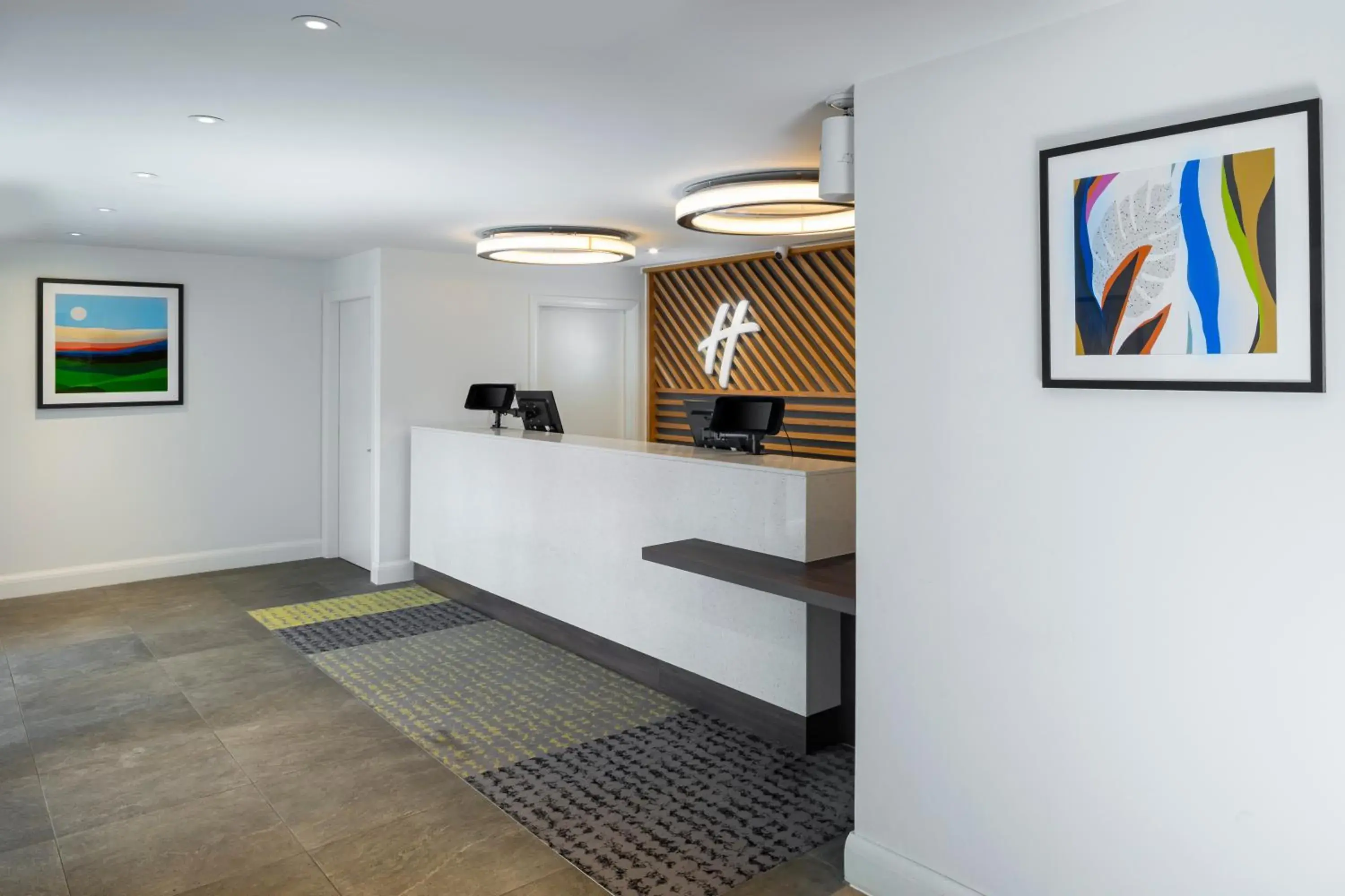 Lobby or reception in Holiday Inn London-Bexley by IHG Lobby or reception in Holiday Inn London-Bexley by IHG