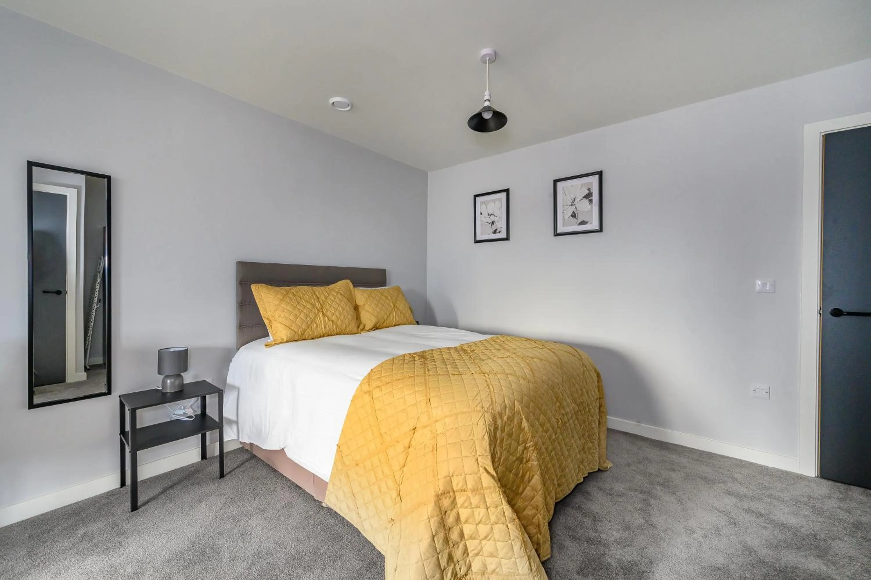 Bed in Marygate by Deuce Hotels Ltd