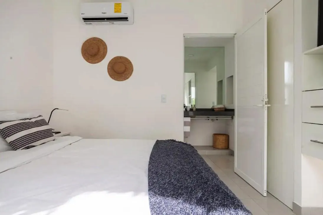 Bedroom, Bed in Papaya Suites Diamante - Adults Only