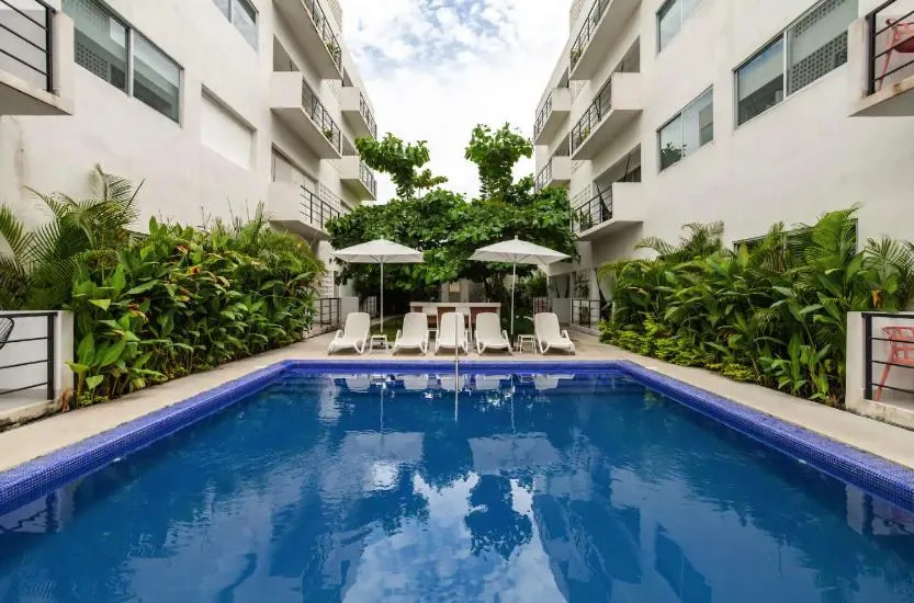 Inner courtyard view in Papaya Suites Diamante - Adults Only