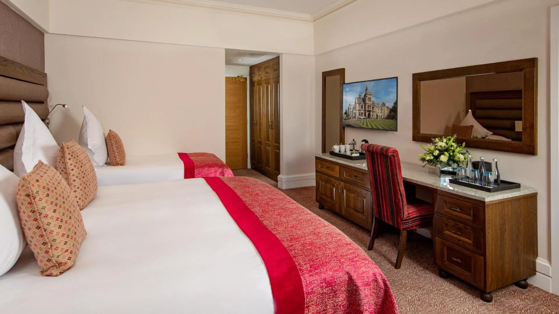 Bedroom, Bed in The Culloden Estate and Spa