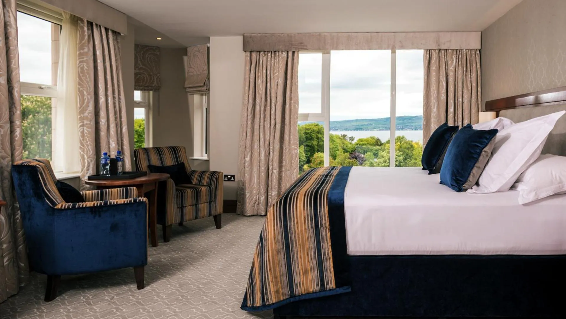 Bedroom, Bed in The Culloden Estate and Spa
