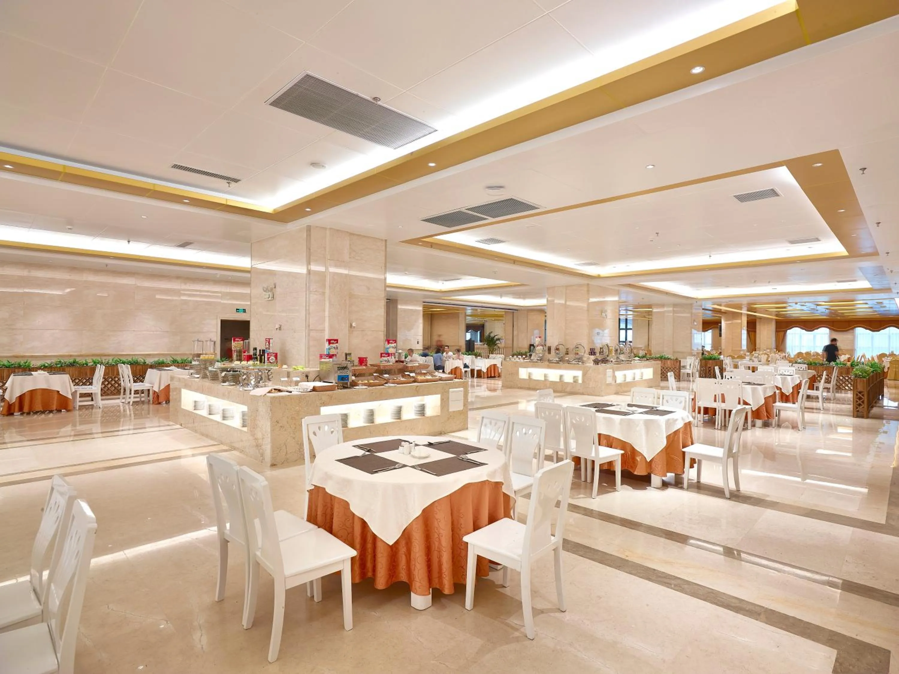 Restaurant/places to eat in Mei Zhou Guset Hotel