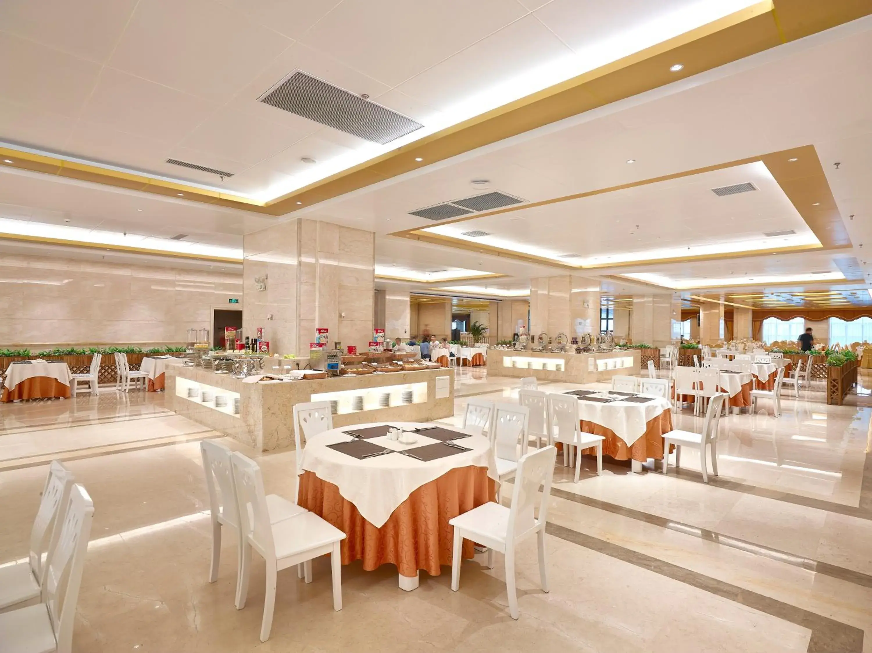 Restaurant/places to eat in Mei Zhou Guset Hotel Restaurant/places to eat in Mei Zhou Guset Hotel