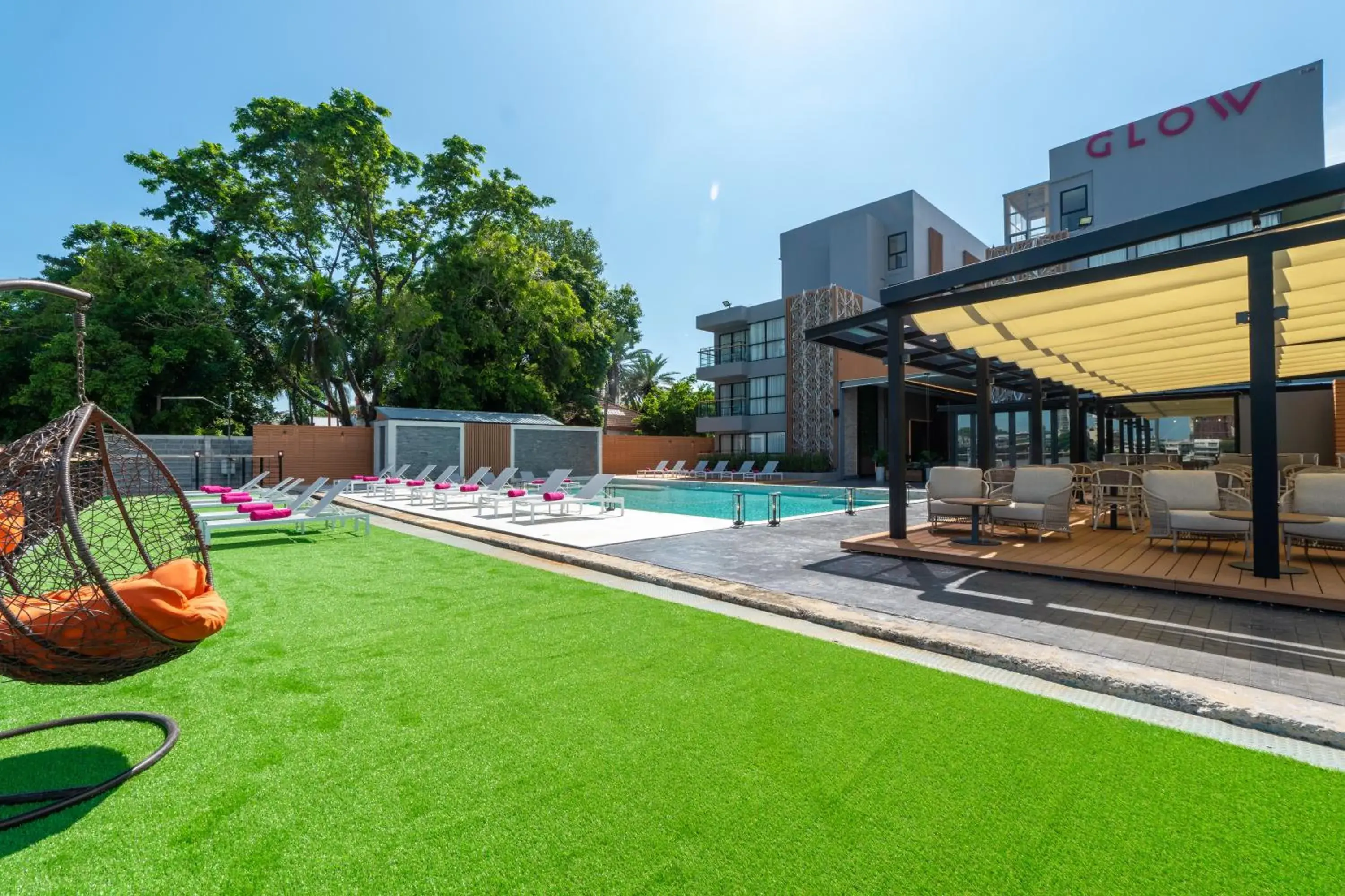 Property building in GLOW Bangkok Riverside Property building in GLOW Bangkok Riverside