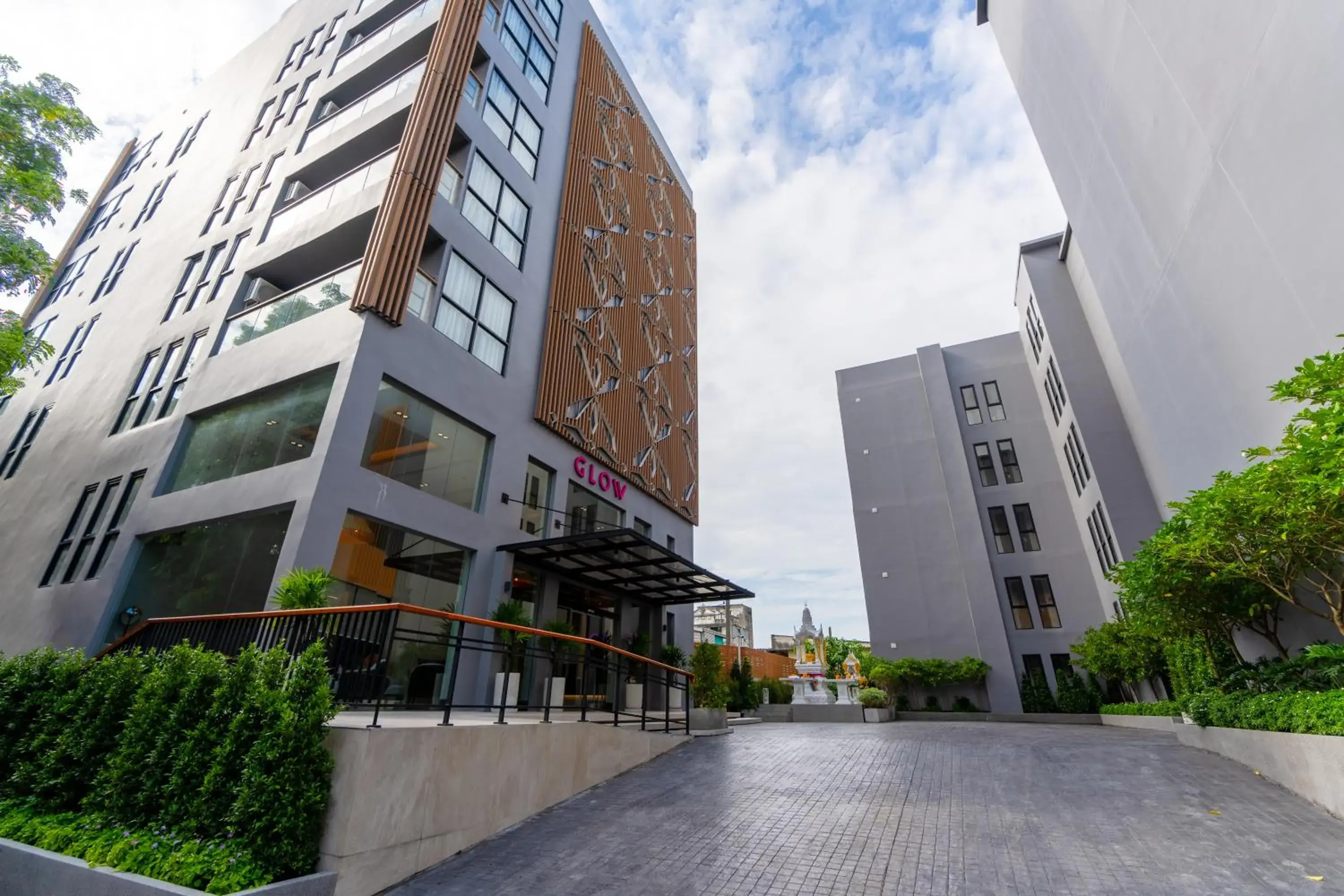 Property building in GLOW Bangkok Riverside Property building in GLOW Bangkok Riverside