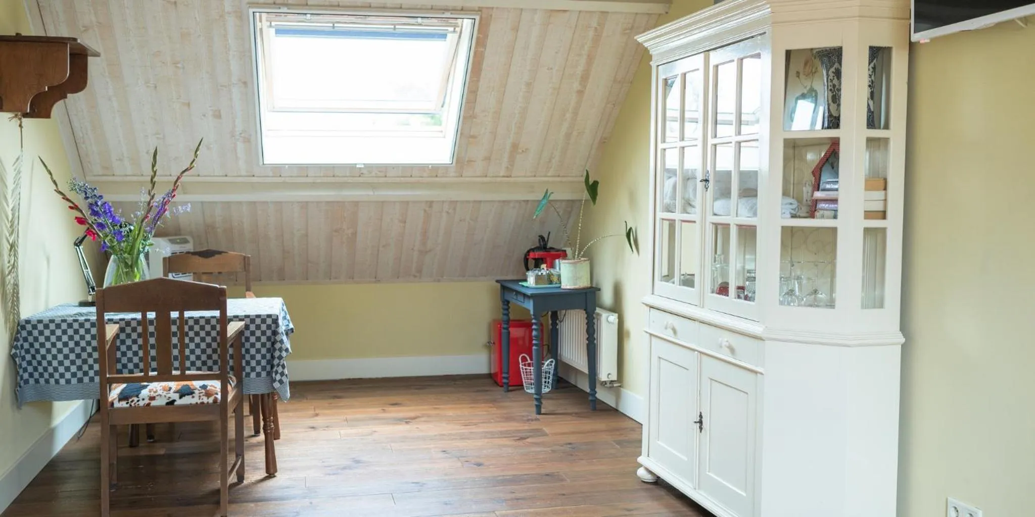 Seating area in B&B De Ouw Skuur