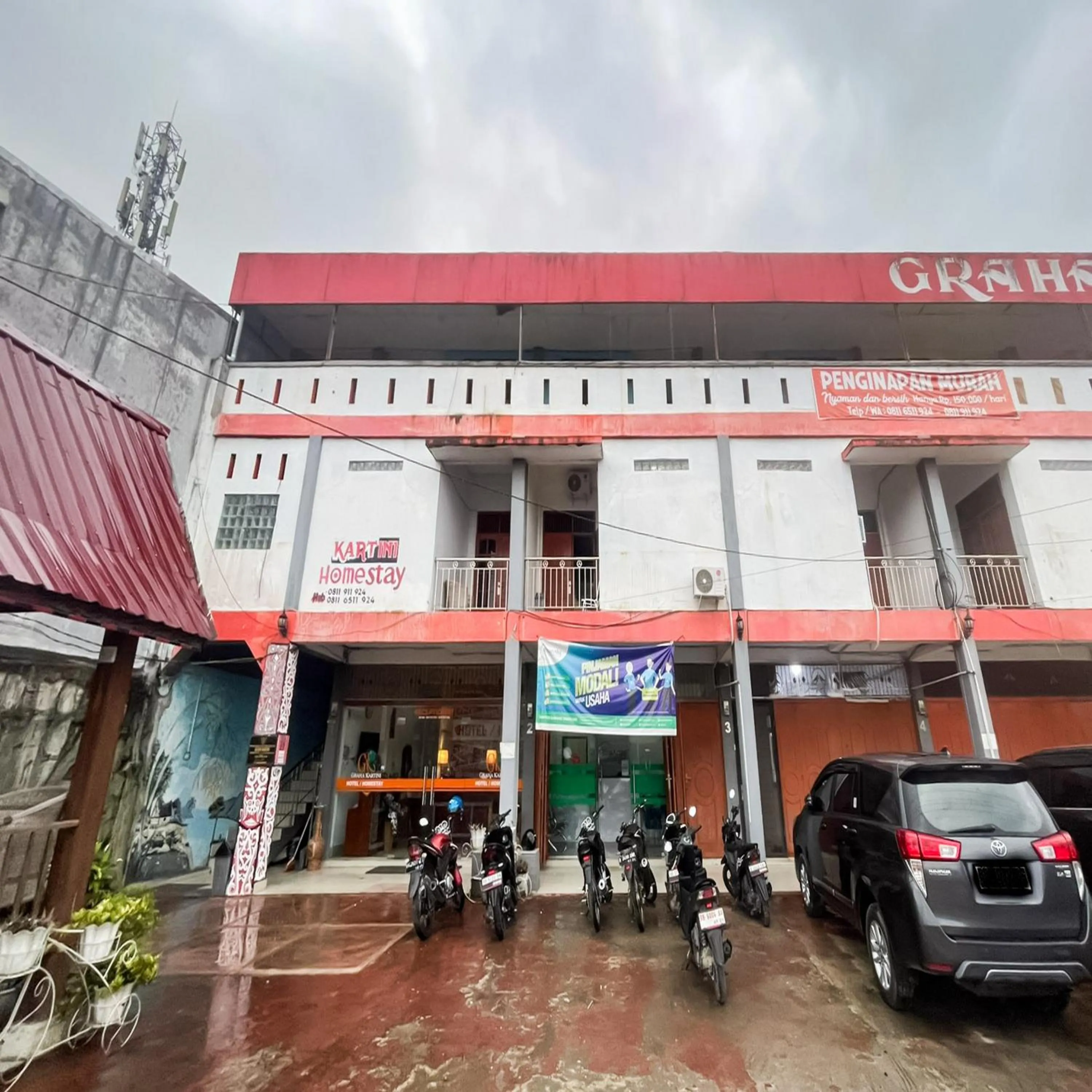 RedDoorz near Salib Kasih Tarutung
