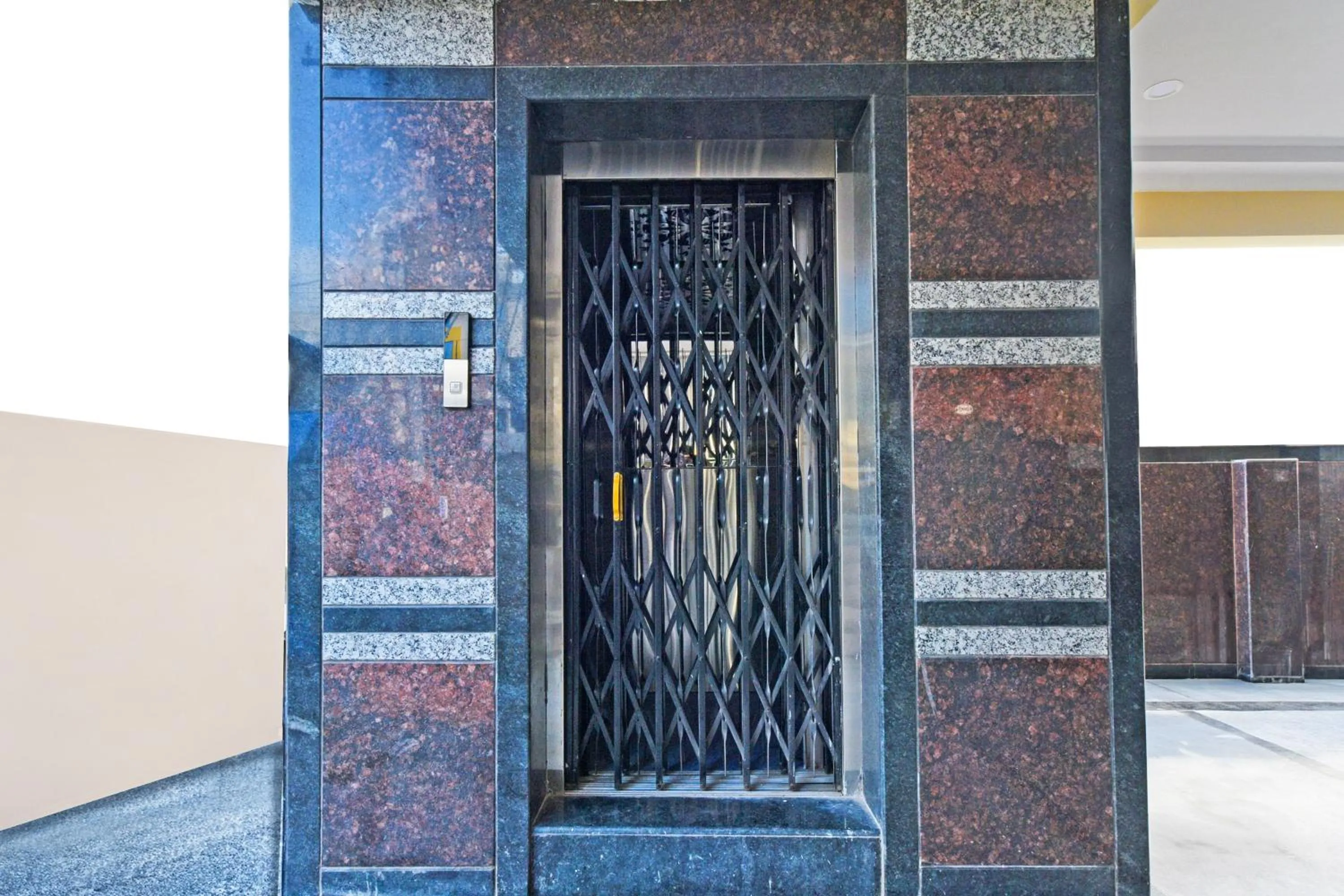 Lobby or reception in Hotel O Vaishnavi Grand