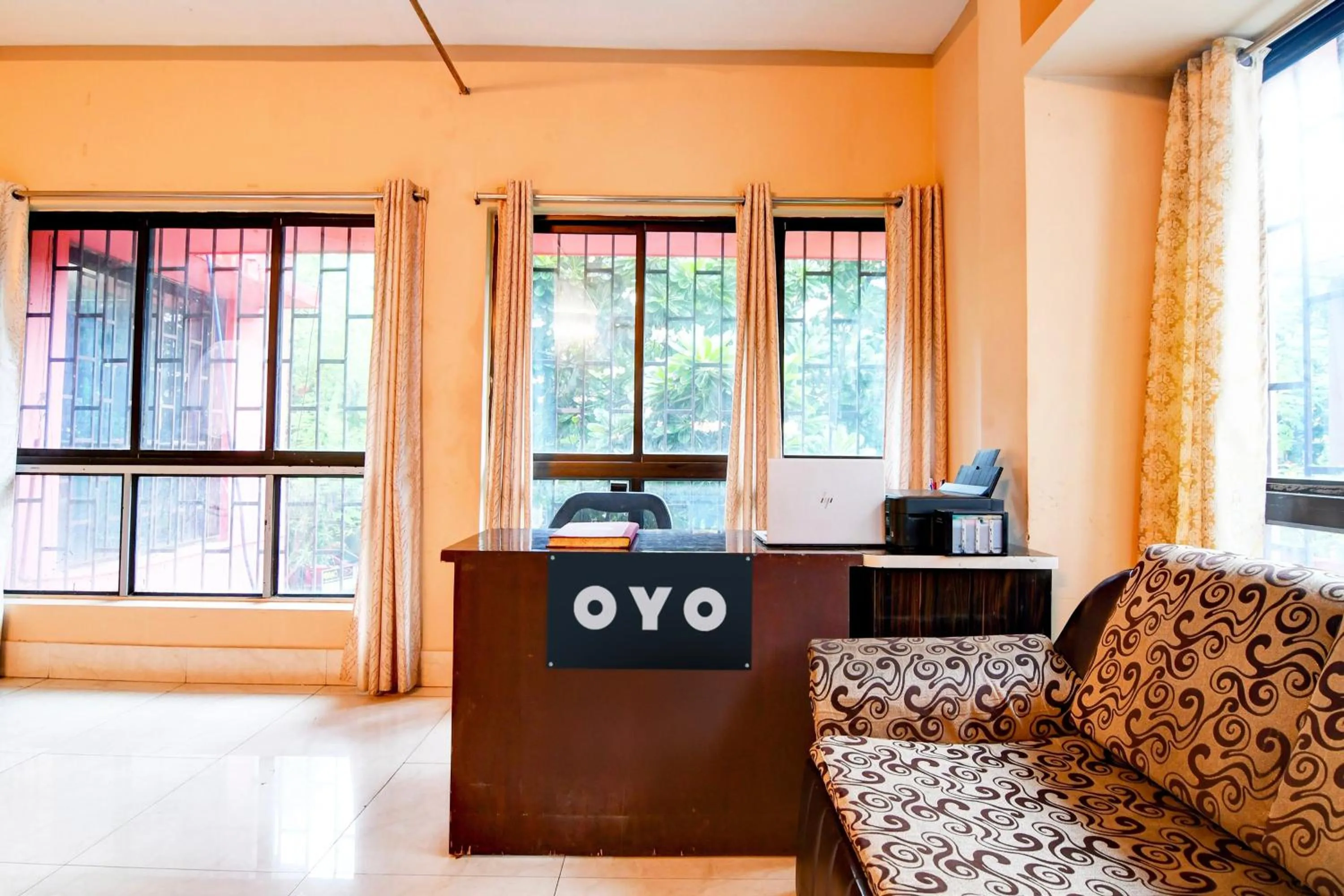 Lobby or reception in Hotel O Royal Garden