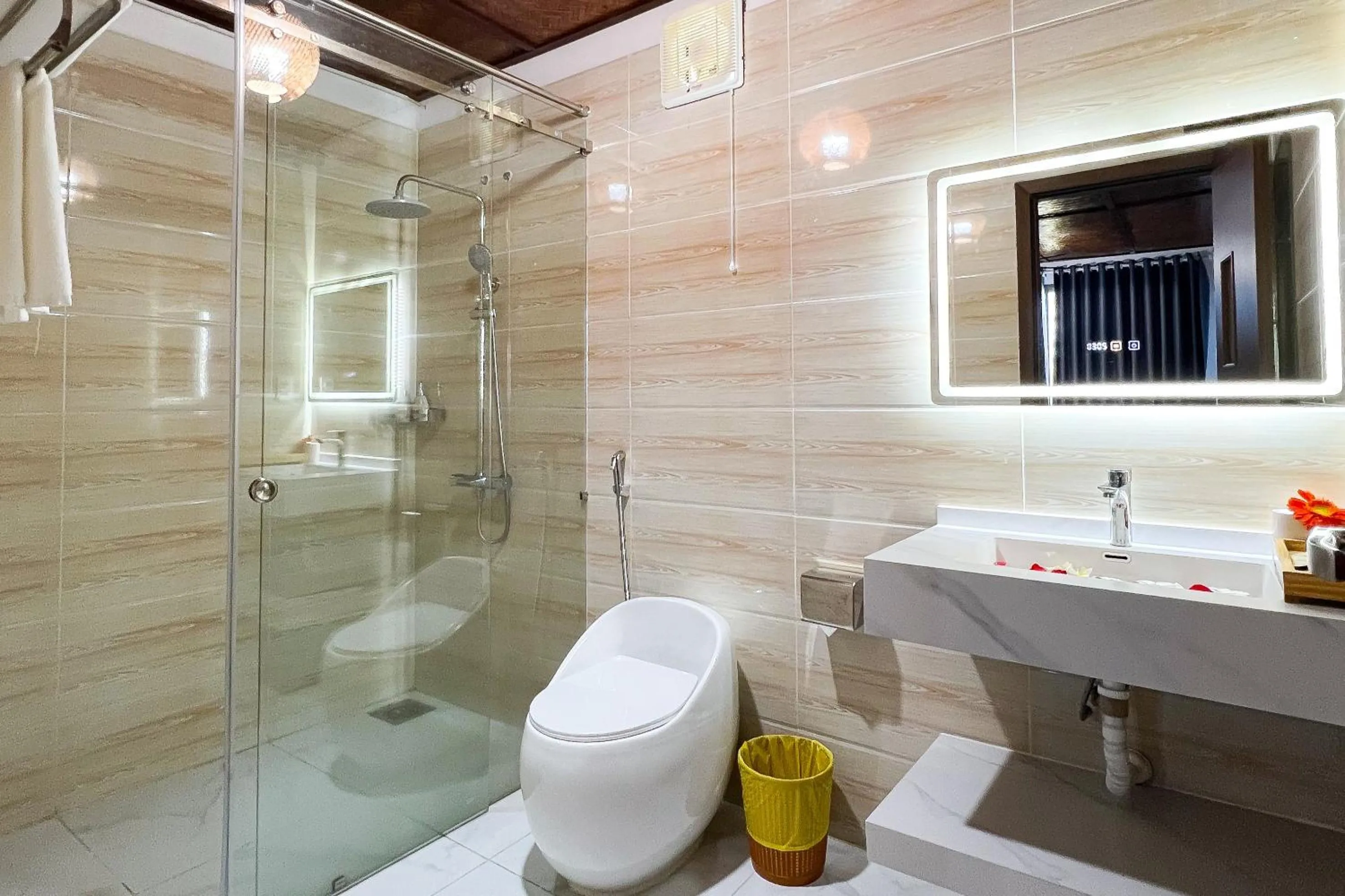 Shower in Adora Bay Ke Ga Beach Resort