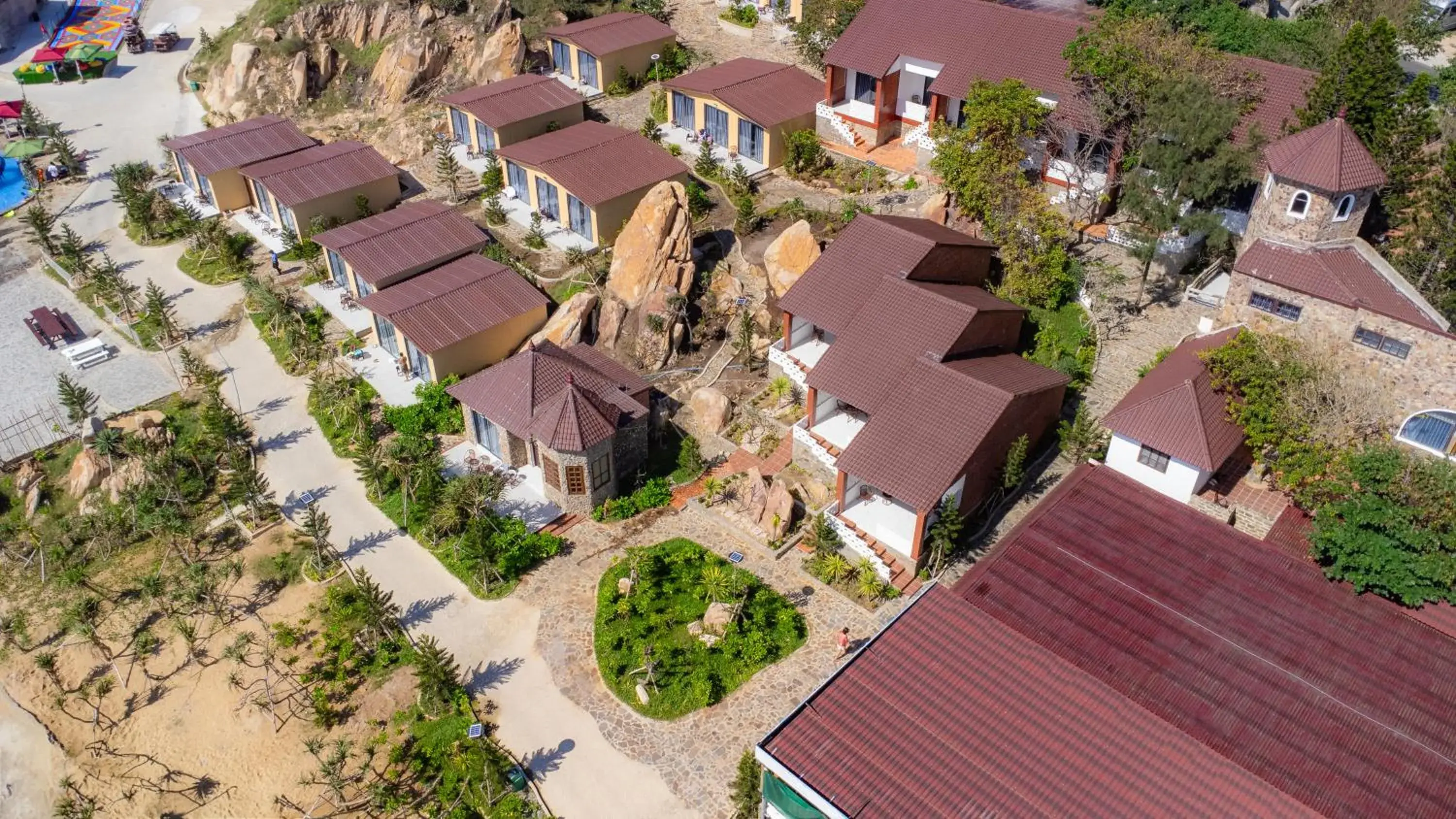 Property building in Adora Bay Ke Ga Beach Resort Property building in Adora Bay Ke Ga Beach Resort