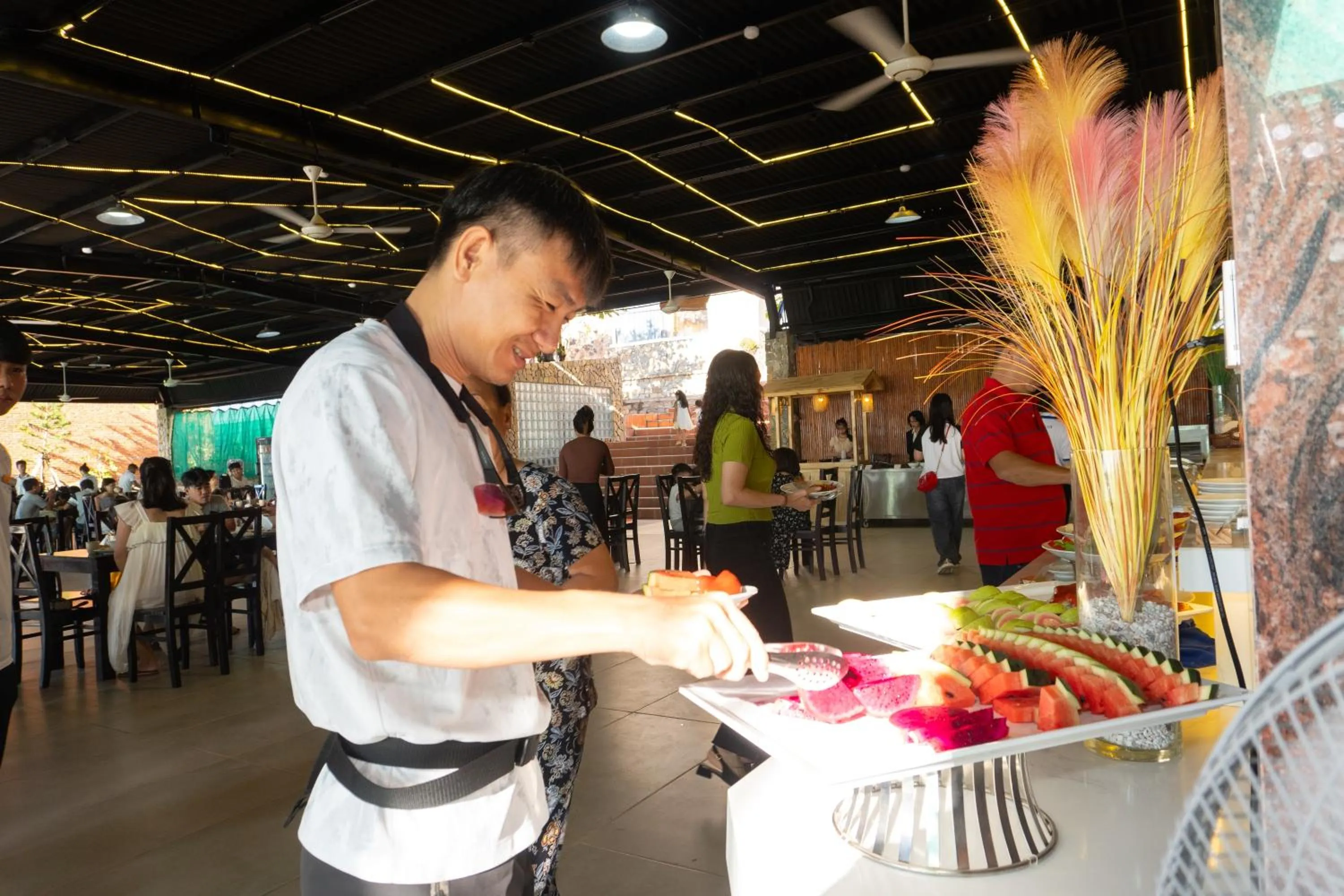 Restaurant/places to eat in Adora Bay Ke Ga Beach Resort