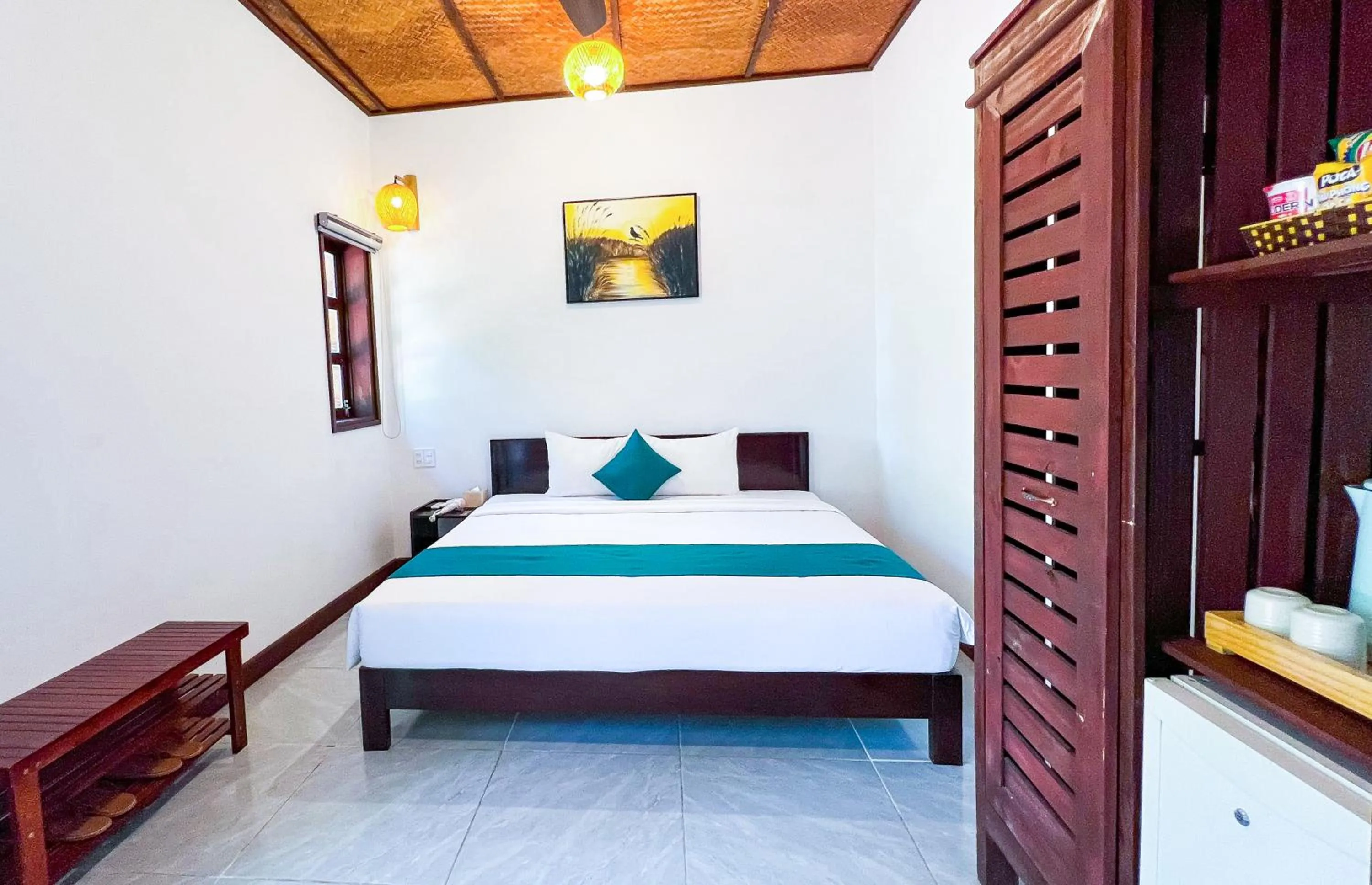 Bed in Adora Bay Ke Ga Beach Resort