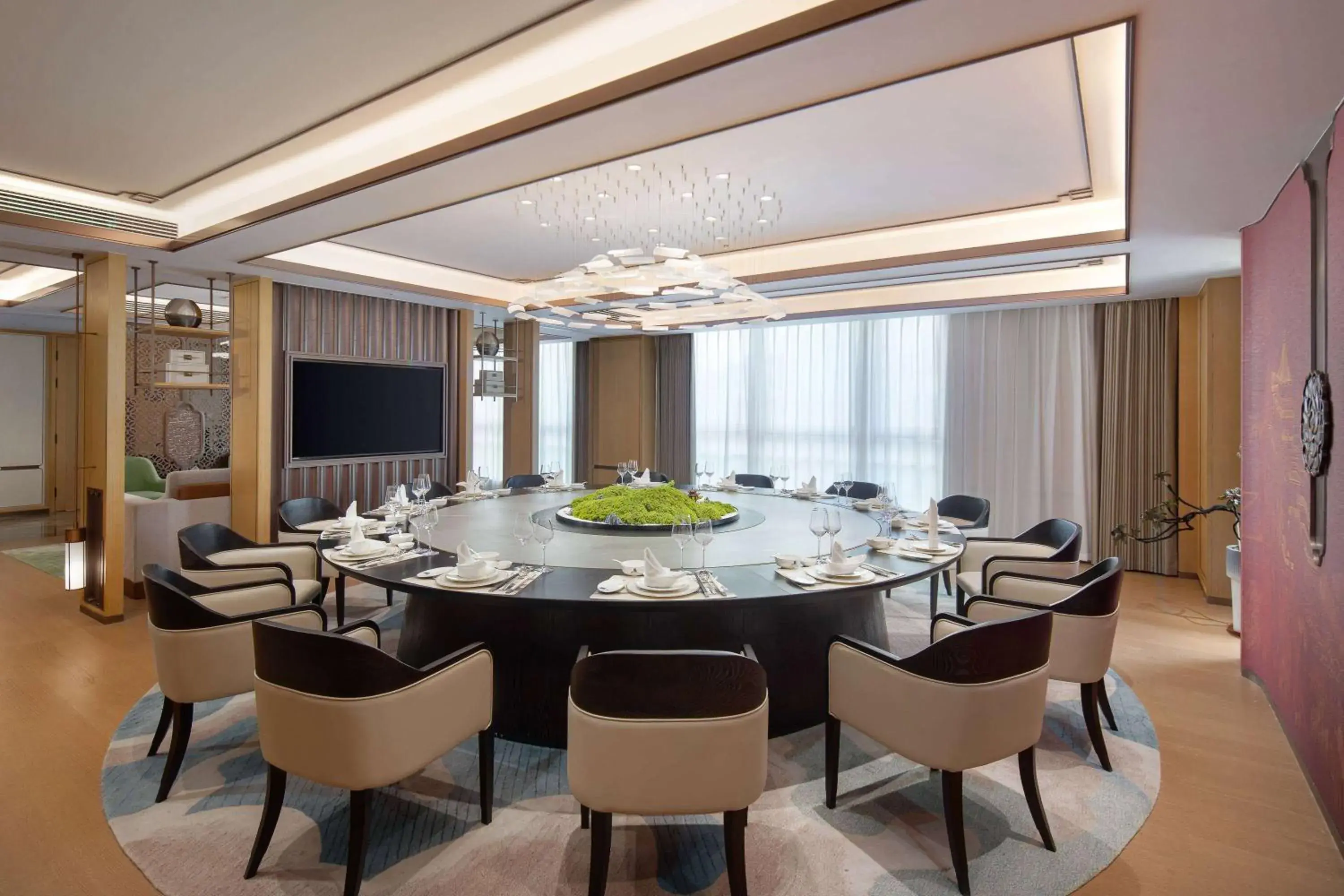 Restaurant/places to eat in Wyndham Grand Xinchang Downtown Restaurant/places to eat in Wyndham Grand Xinchang Downtown