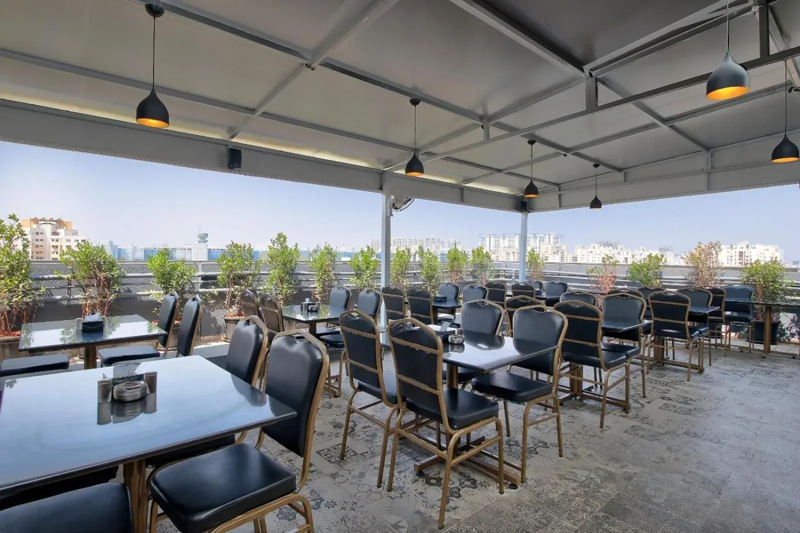 Restaurant/places to eat in Magnus Fortune House Business Hotel , Magarpatta Restaurant/places to eat in Magnus Fortune House Business Hotel , Magarpatta