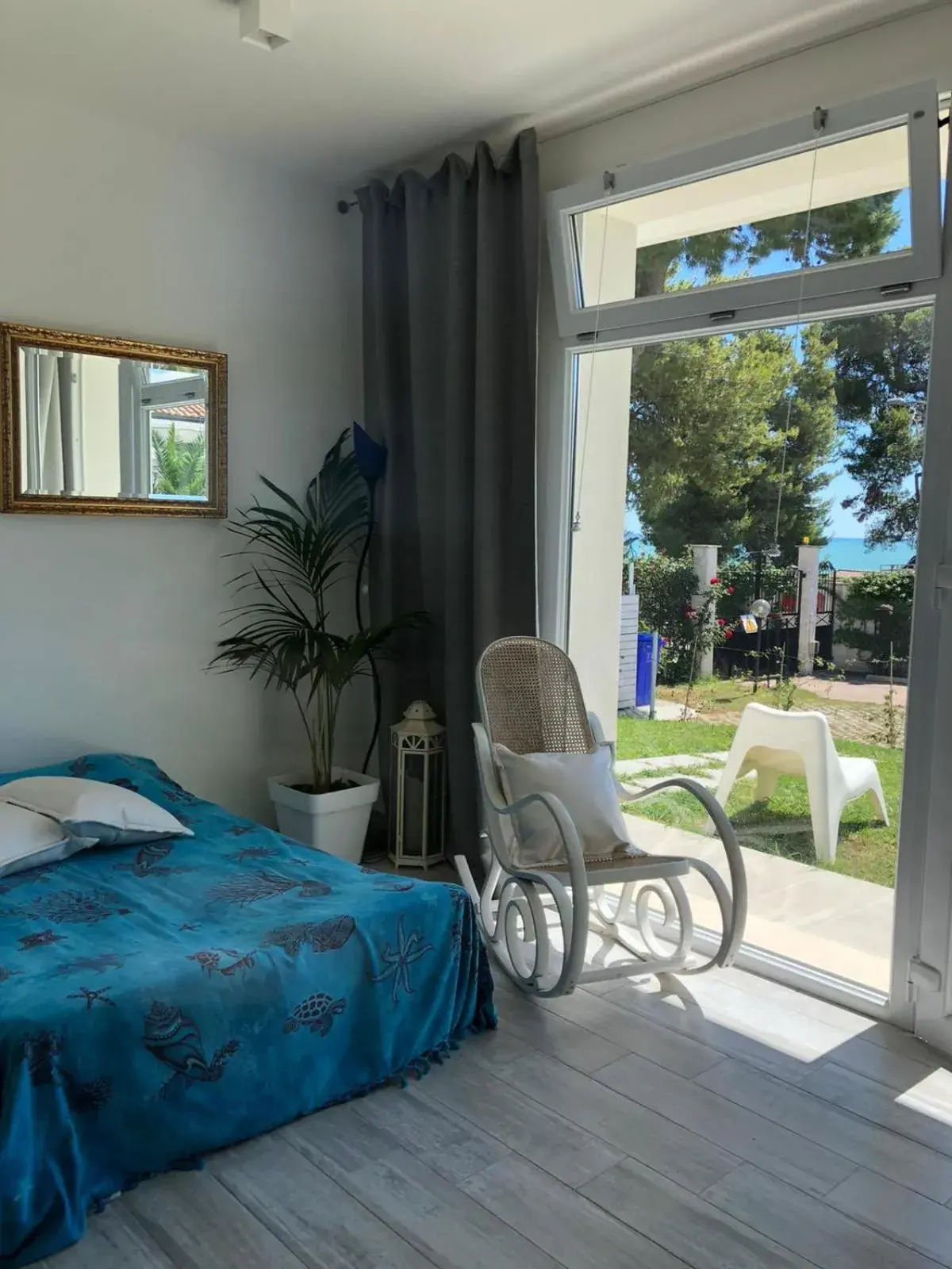 Deluxe Double Room with Sea View - single occupancy in Villa Tropical Deluxe Double Room with Sea View - single occupancy in Villa Tropical