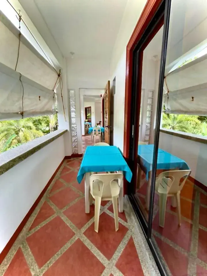 Patio in Moonlight Breeze Inn Boracay Patio in Moonlight Breeze Inn Boracay