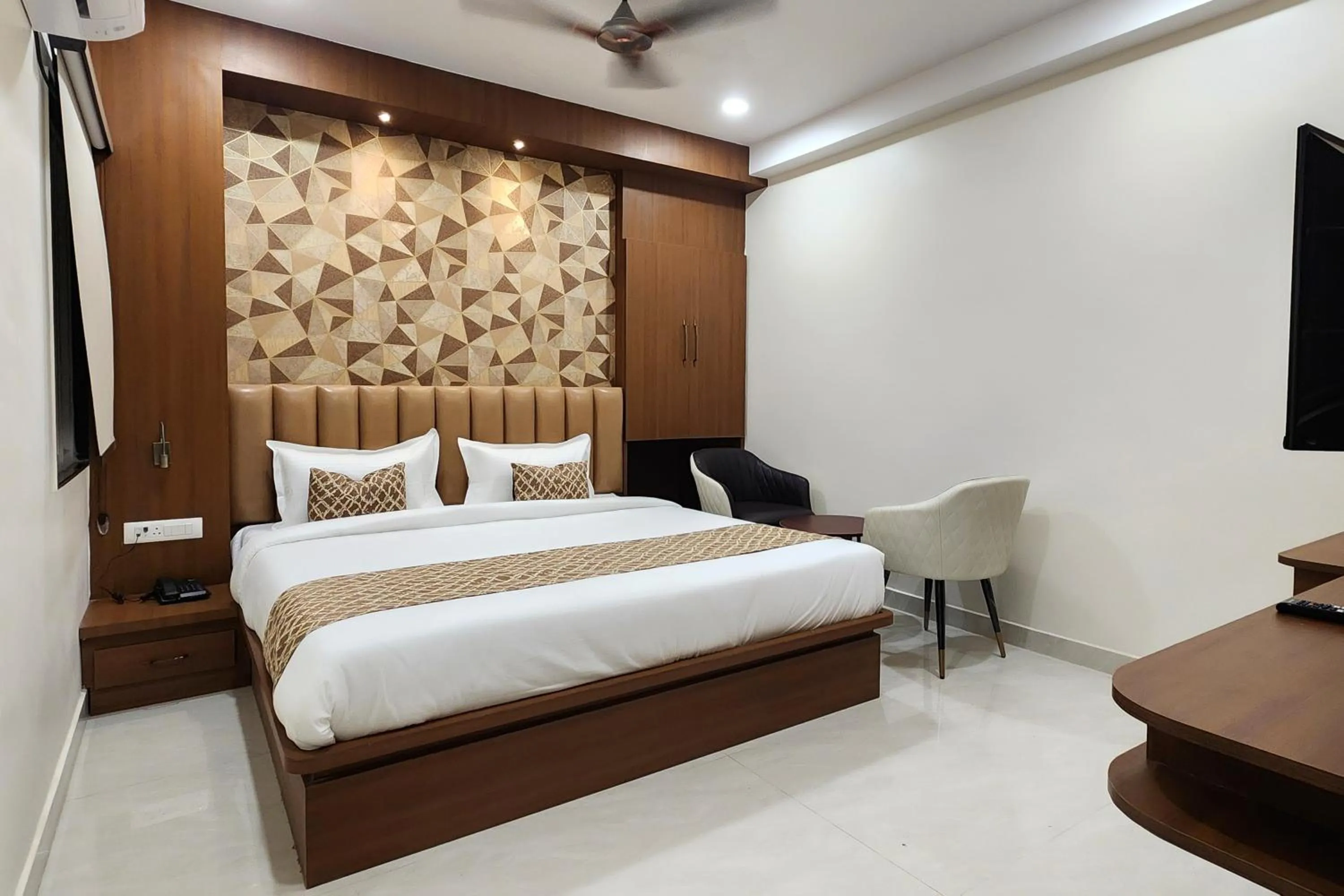 Bedroom, Bed in Kashi Vilaa