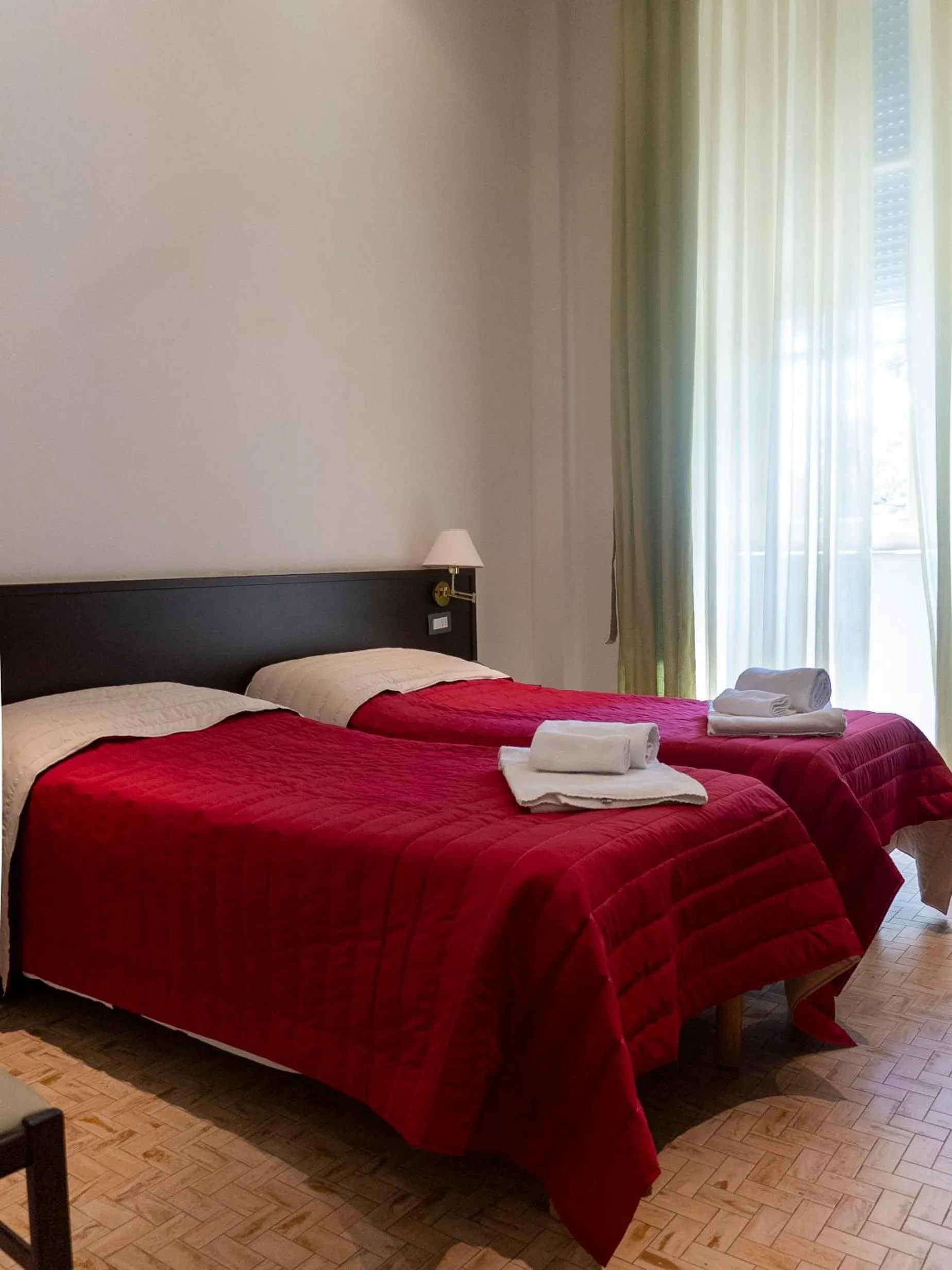 Bedroom, Bed in Sacro Cuore Hotel