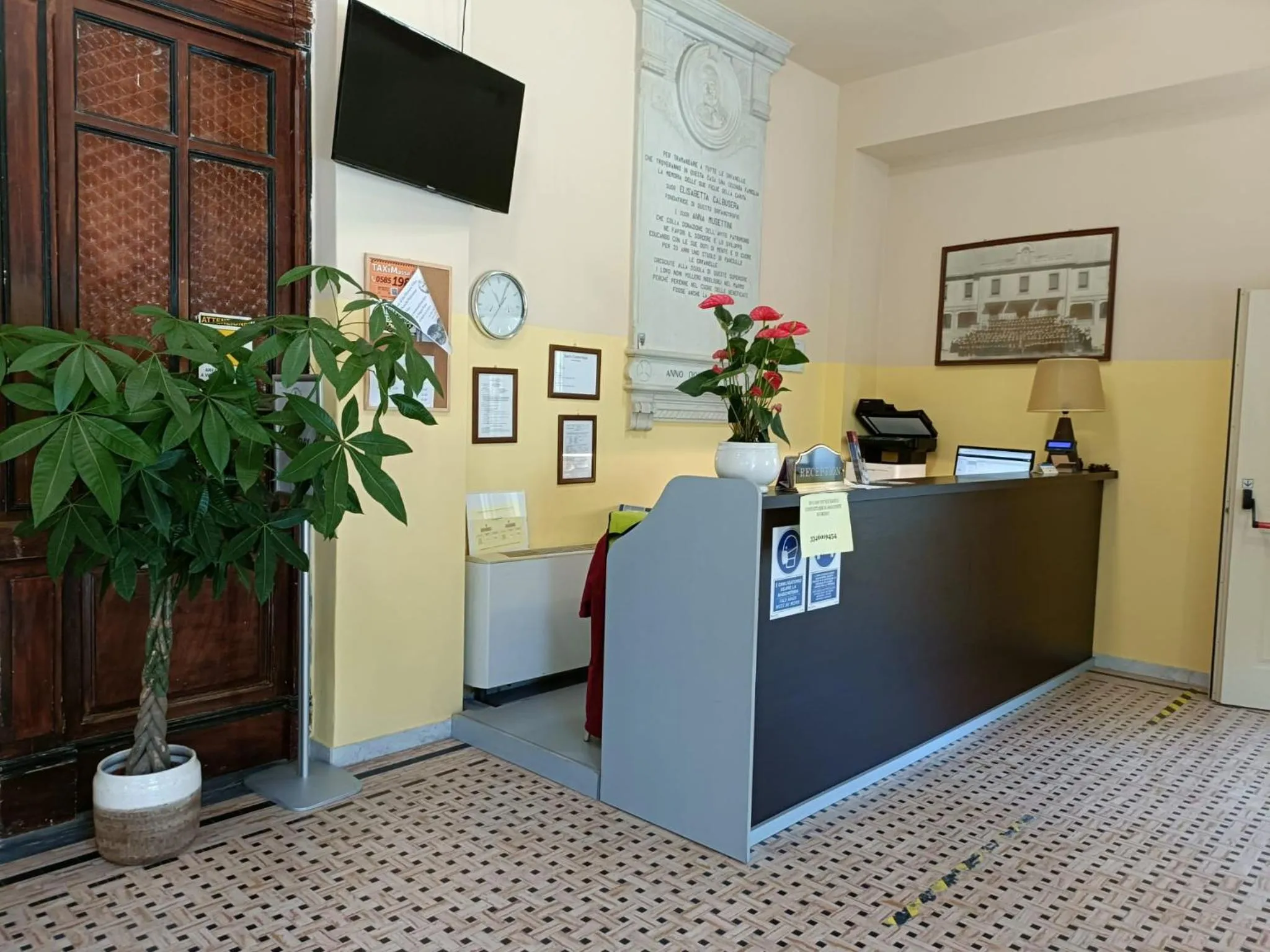 Lobby or reception in Sacro Cuore Hotel
