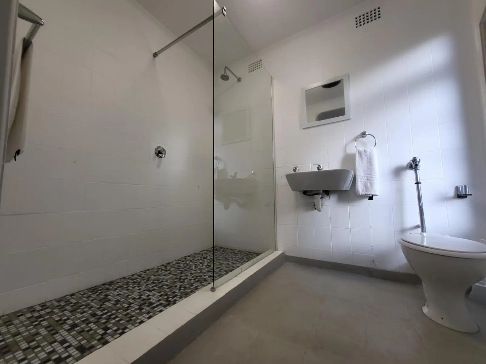 Shower in Lake Pleasant Hotel