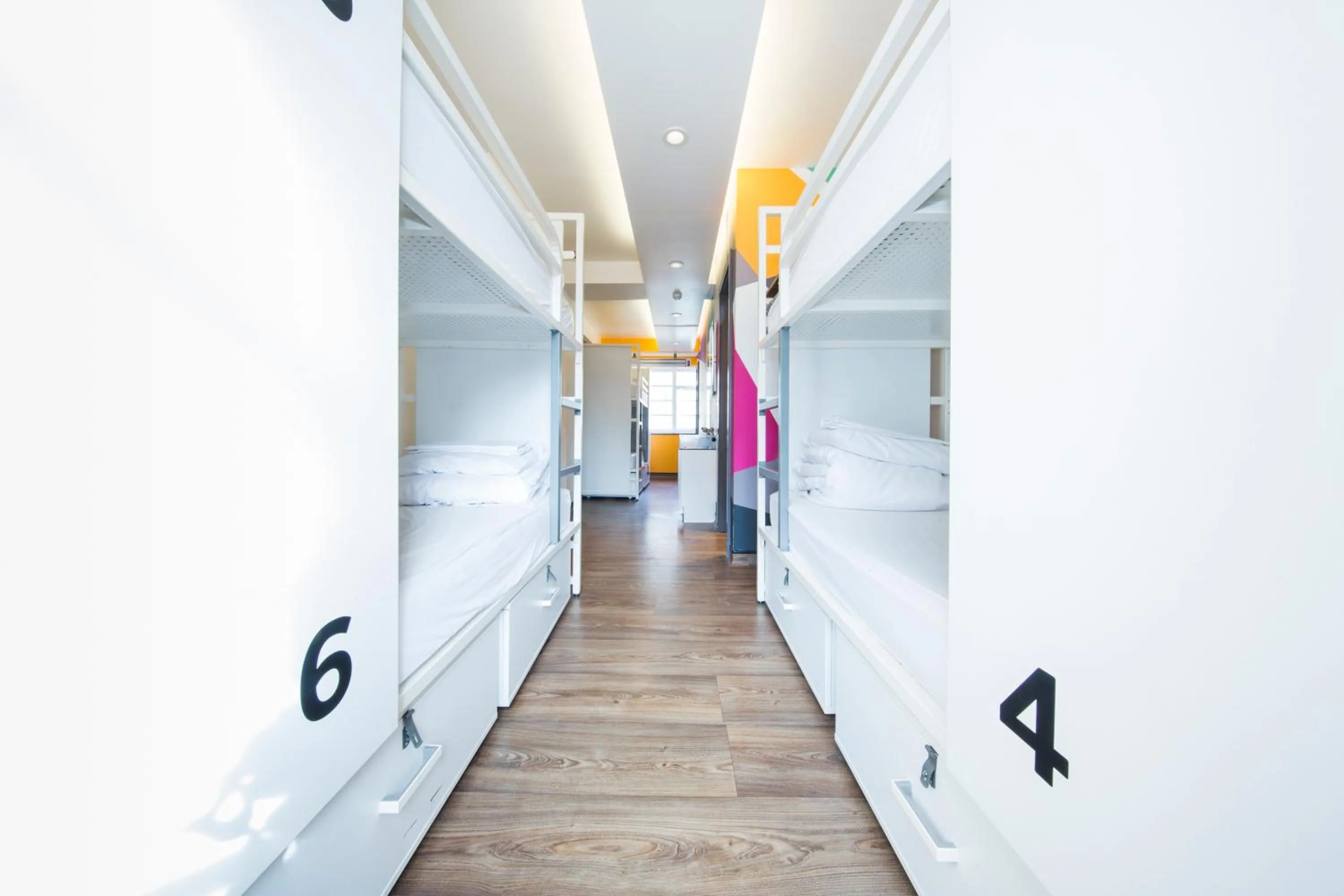 bunk bed in Generator London