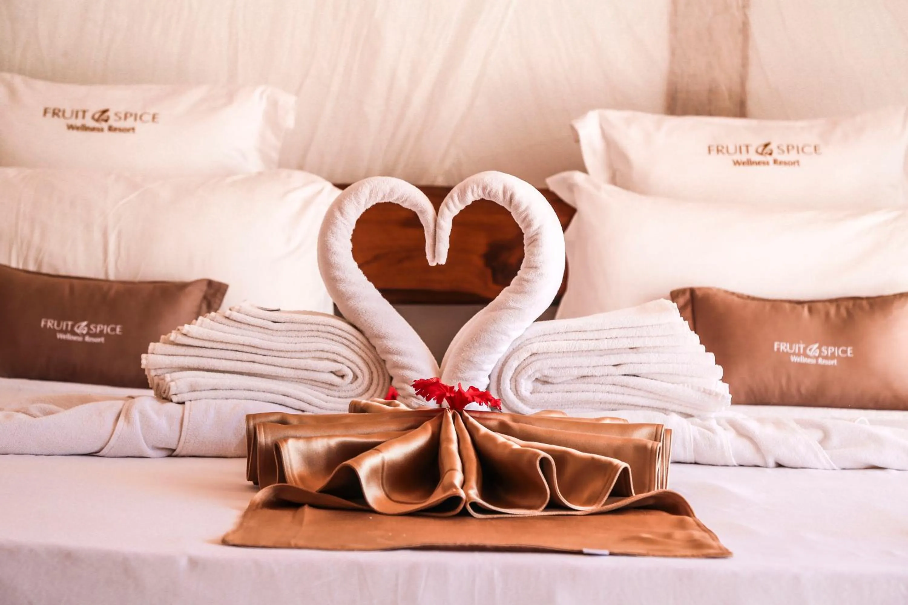 Bedroom, Bed in Fruit & Spice Wellness Resort Zanzibar