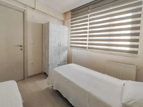 Standard Quadruple Room - single occupancy in PARADİSE pansiyon otel Standard Quadruple Room - single occupancy in PARADİSE pansiyon otel