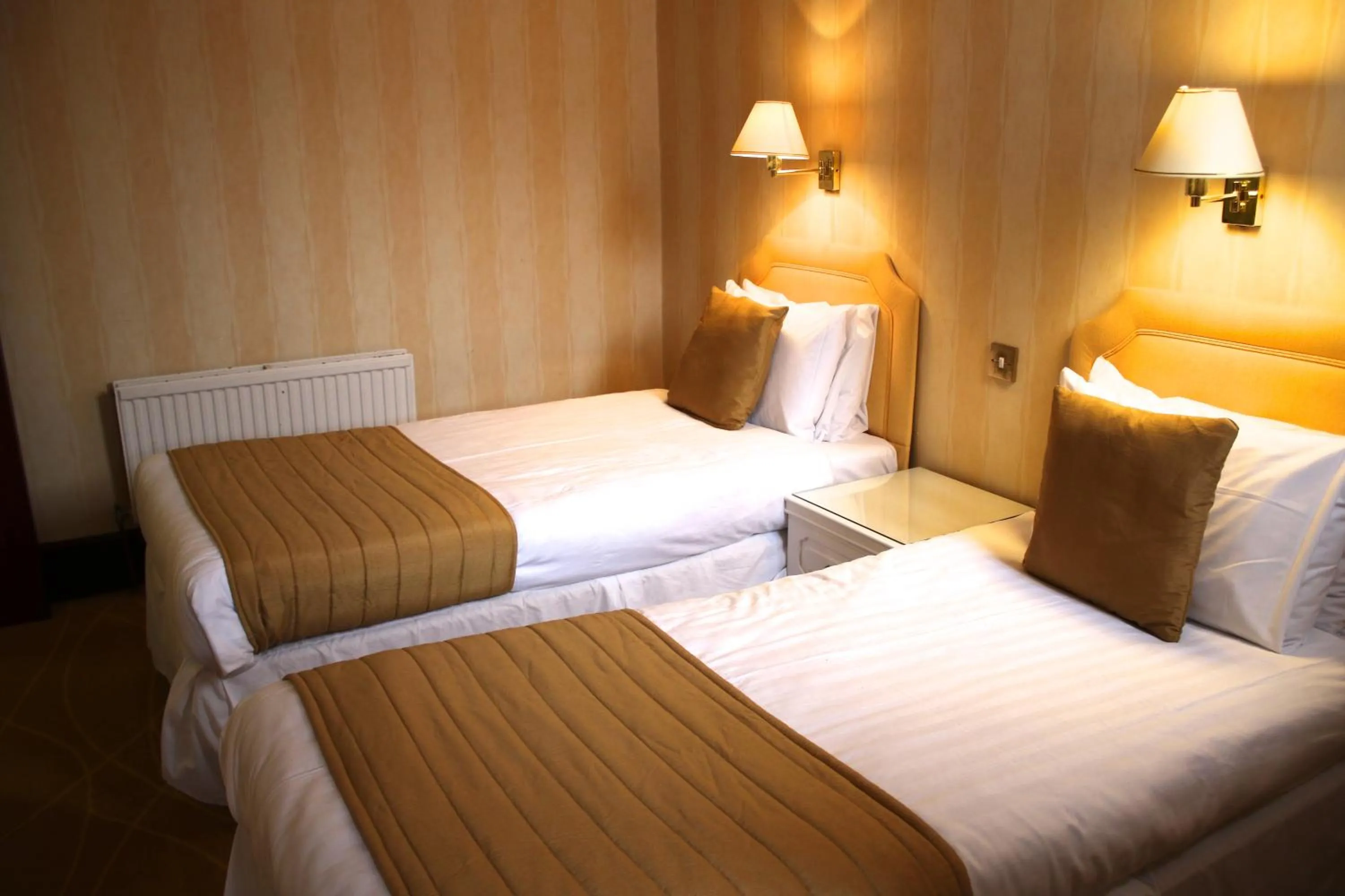 Bedroom, Bed in The Devoncourt Resort