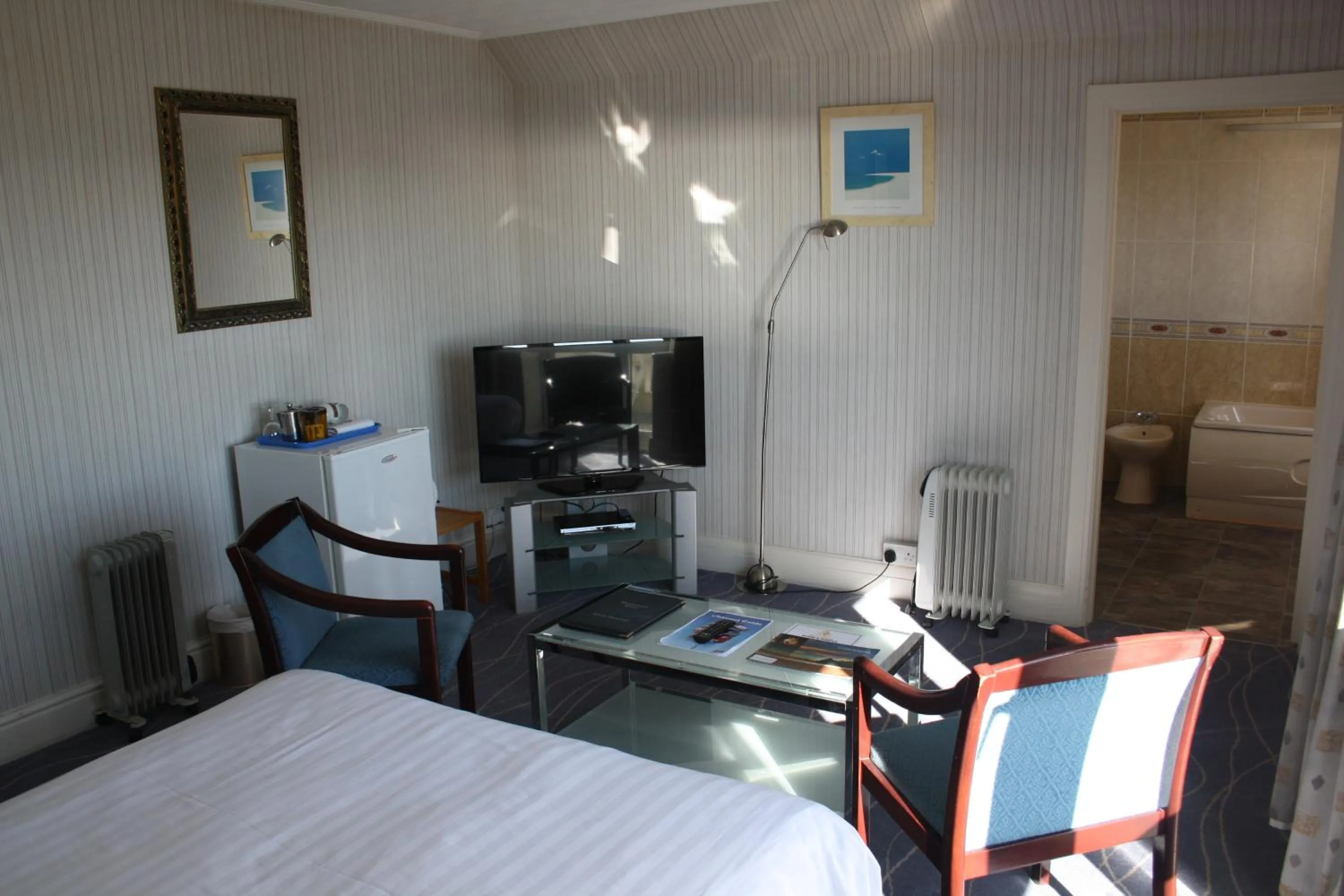 Bedroom, Bed in The Devoncourt Resort