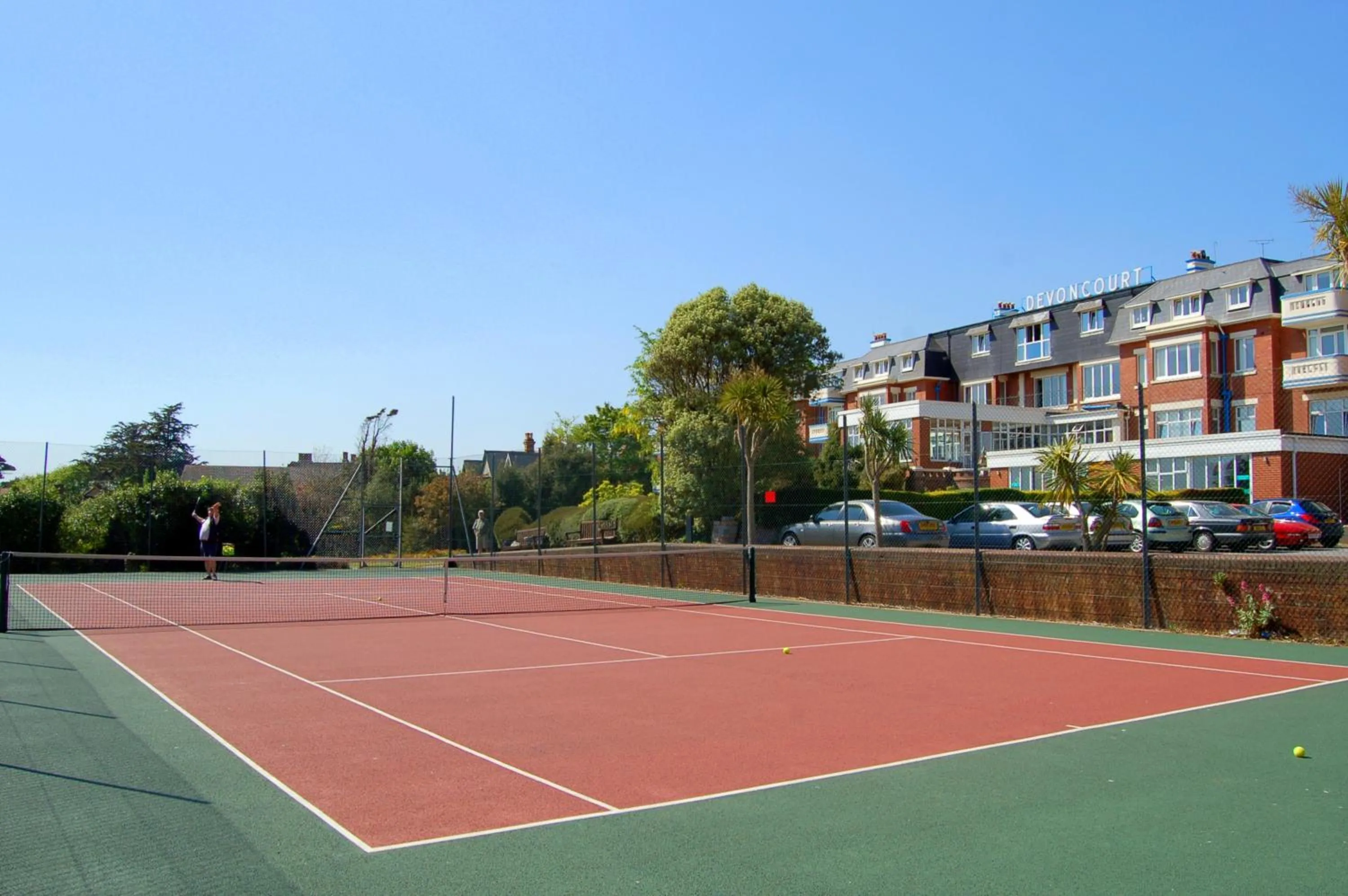 Tennis court in The Devoncourt Resort