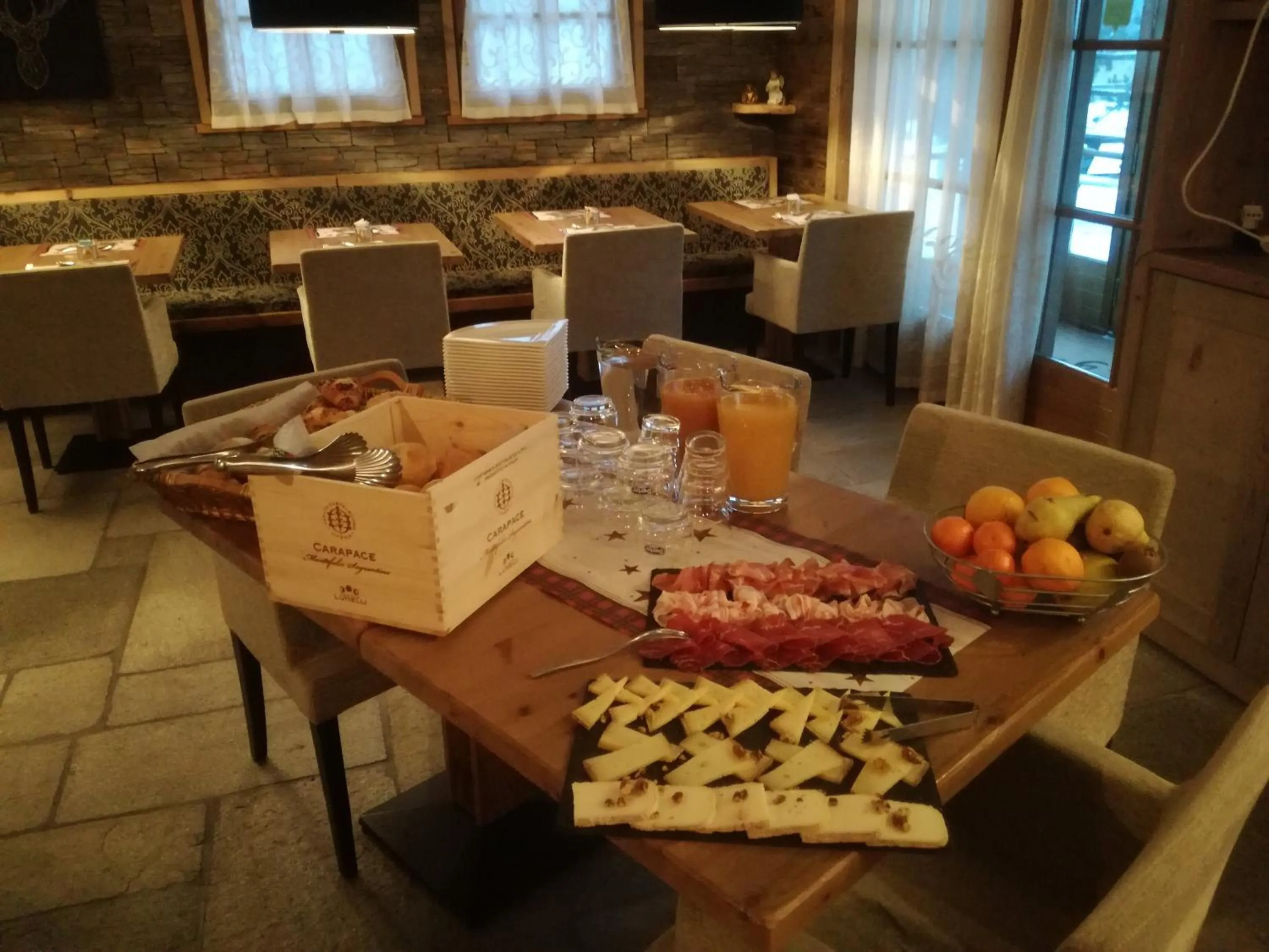 Food and drinks in Hotel Bait de Angial