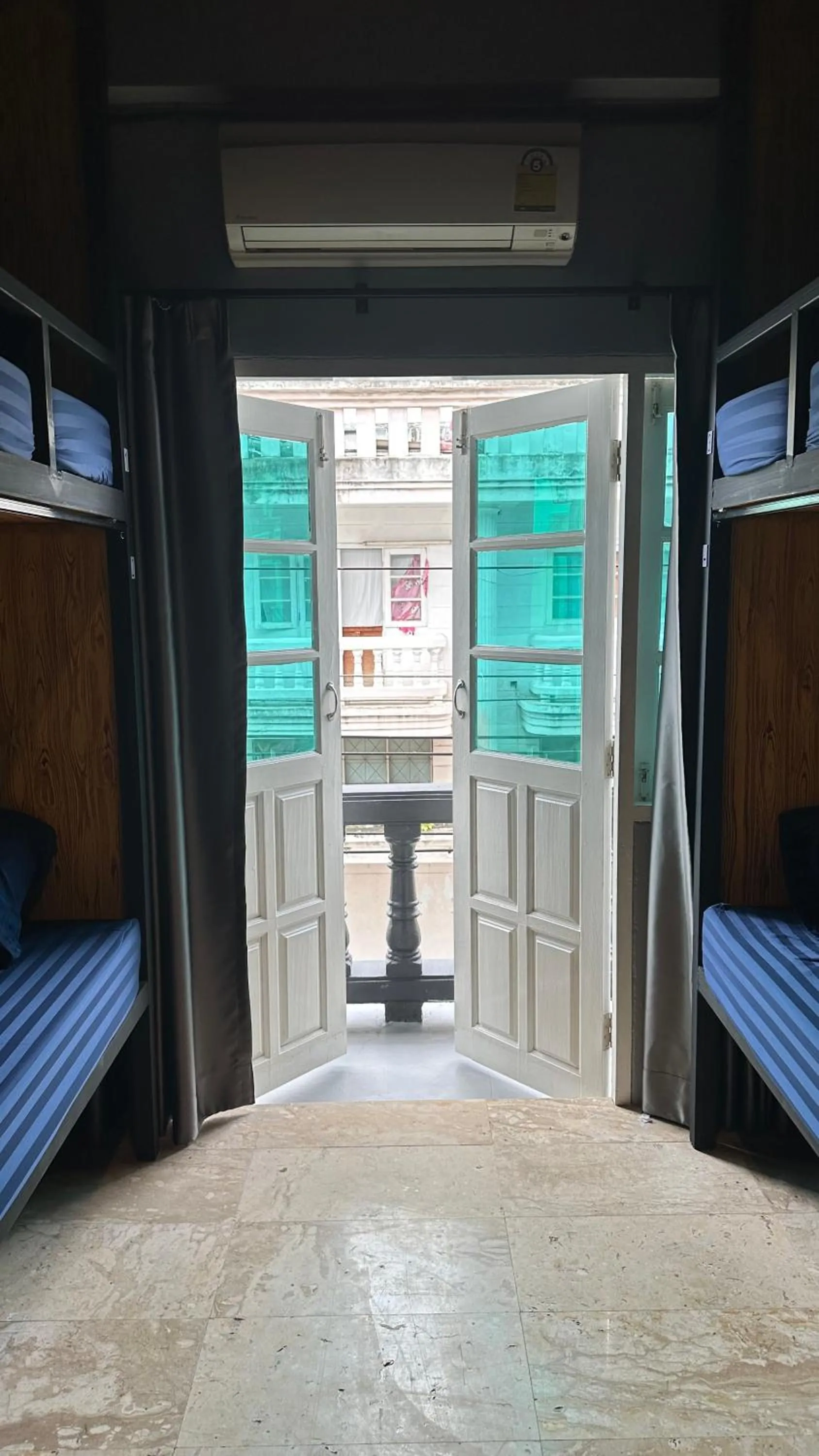 Balcony/Terrace in Friends Station Tukkom Hostel & Cafe