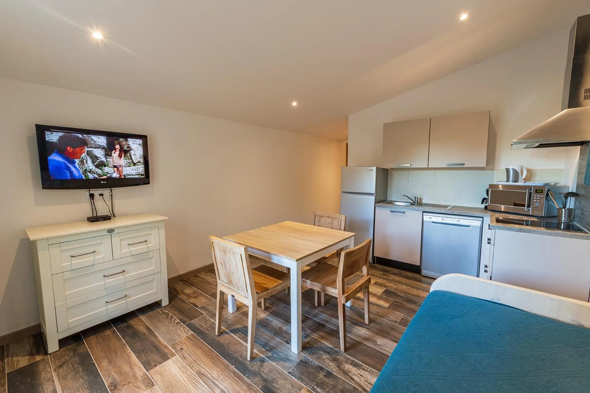 TV and multimedia in Royal Palm