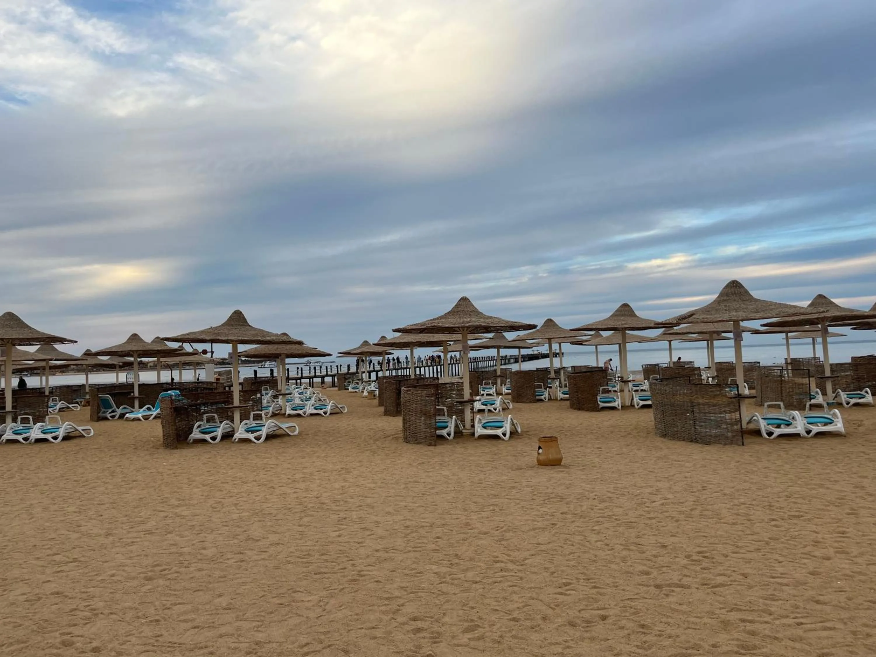 Stella de Mari chalet in Makadi with beach and pool view
