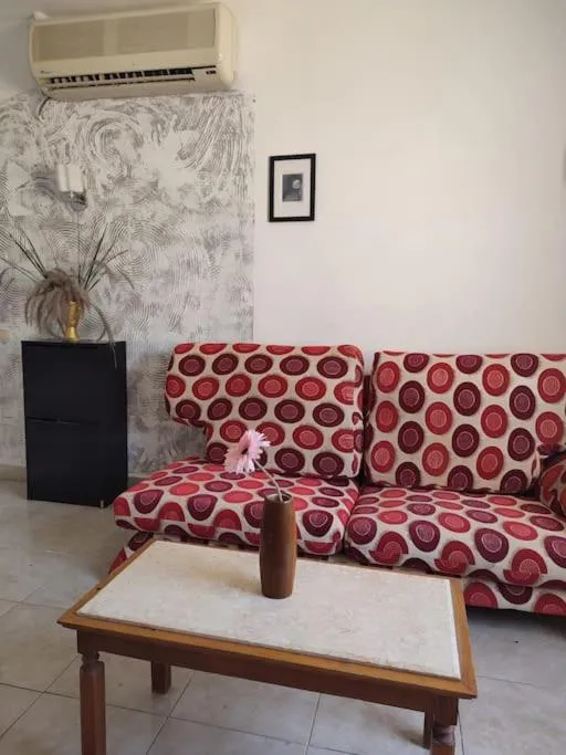 Stella de Mari chalet in Makadi with beach and pool view