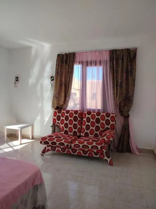 Stella de Mari chalet in Makadi with beach and pool view