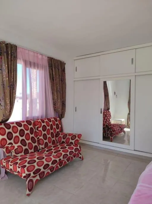Stella de Mari chalet in Makadi with beach and pool view