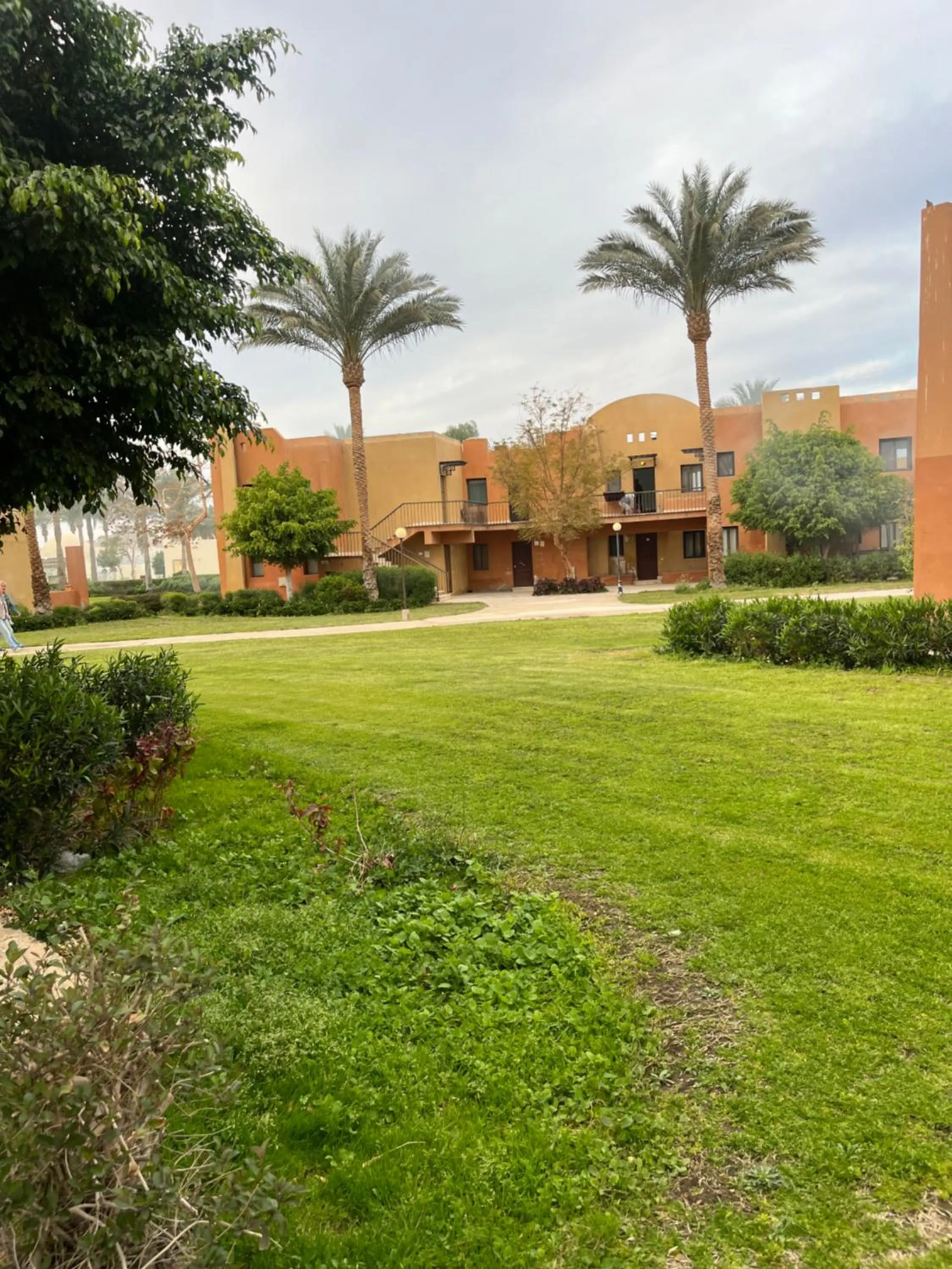 Stella de Mari chalet in Makadi with beach and pool view