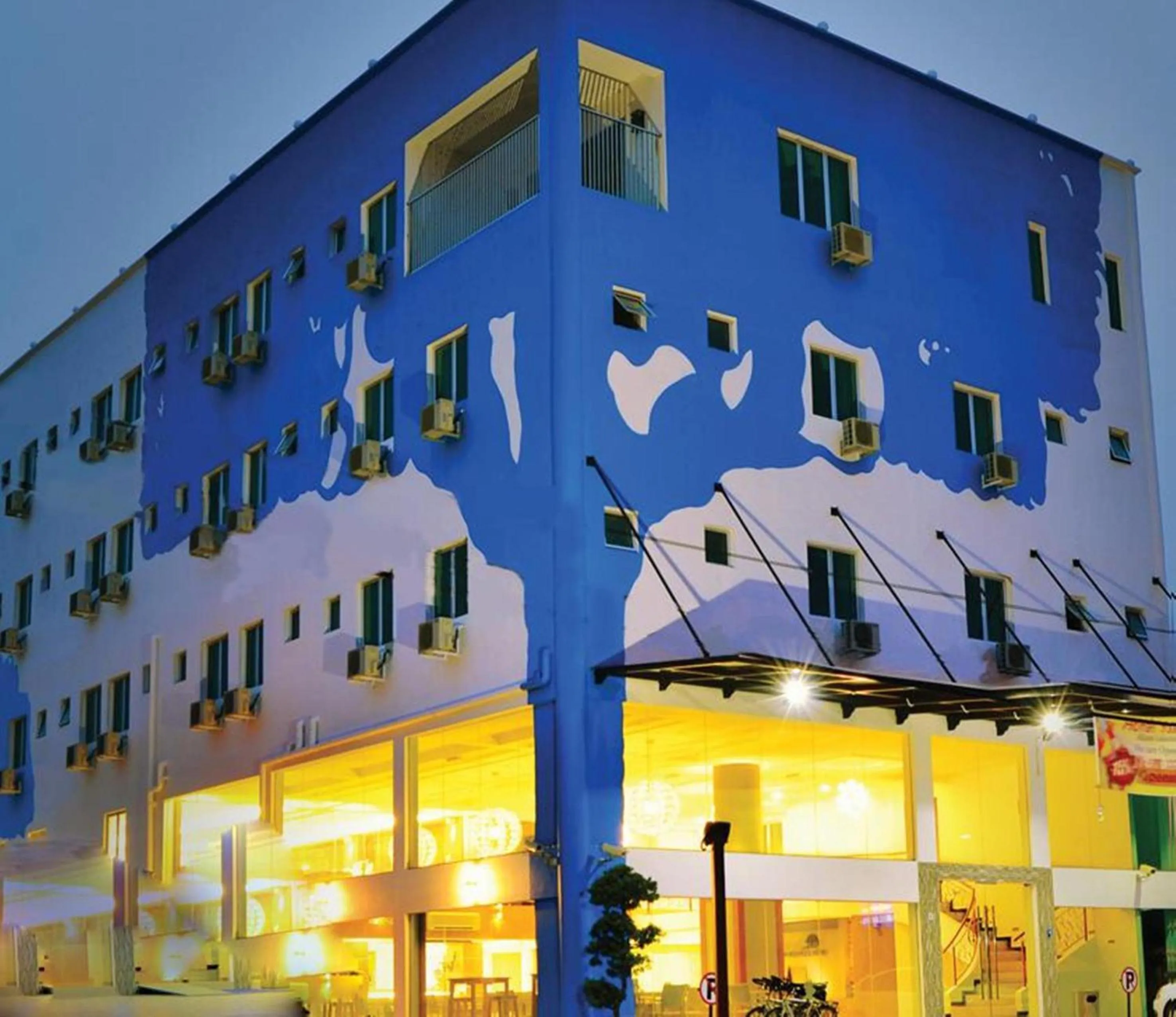 Facade/entrance in Yew Boutique Hotel