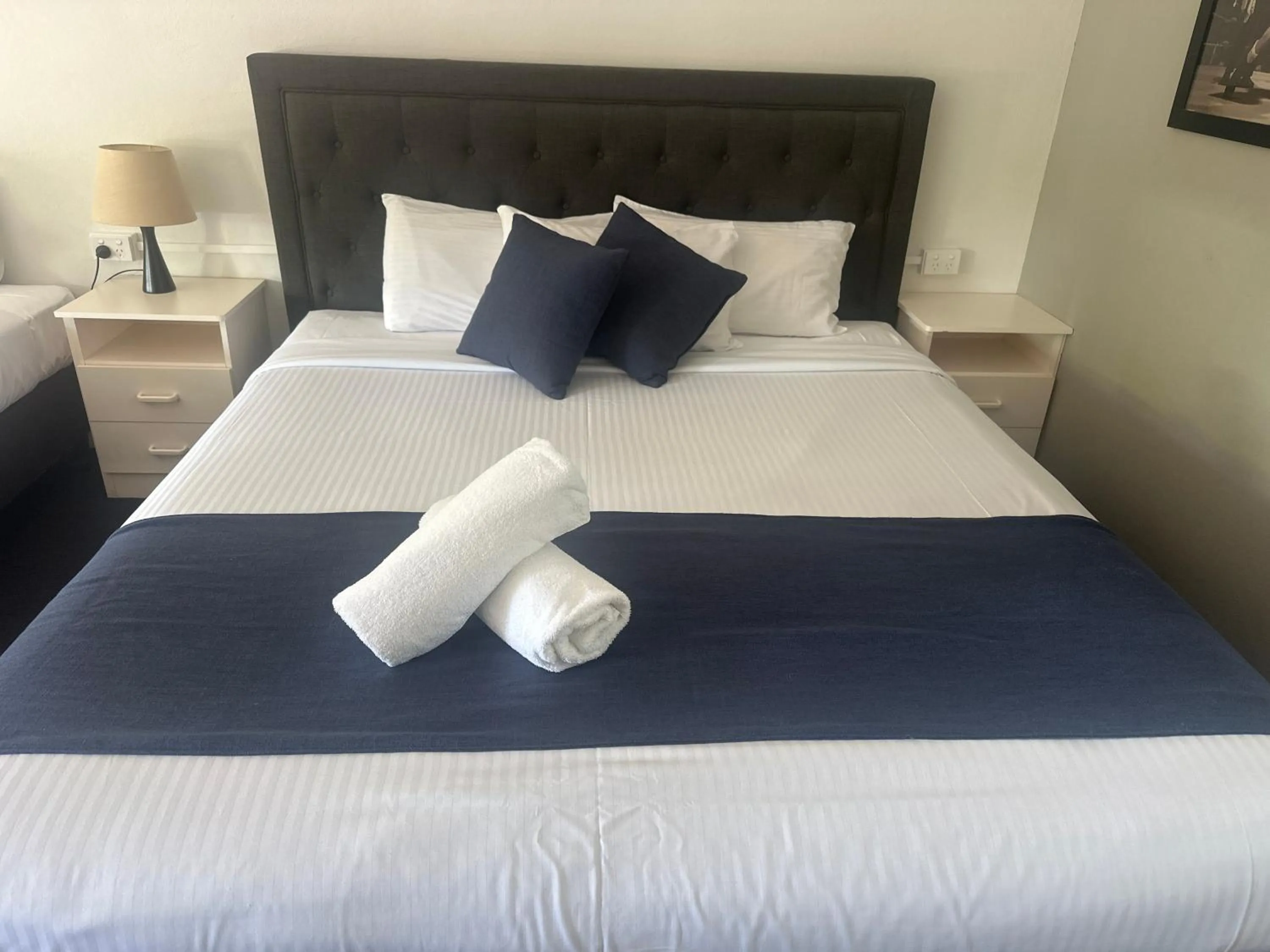 Bed in Memphis Motor Inn- UNDER NEW MANAGEMENT