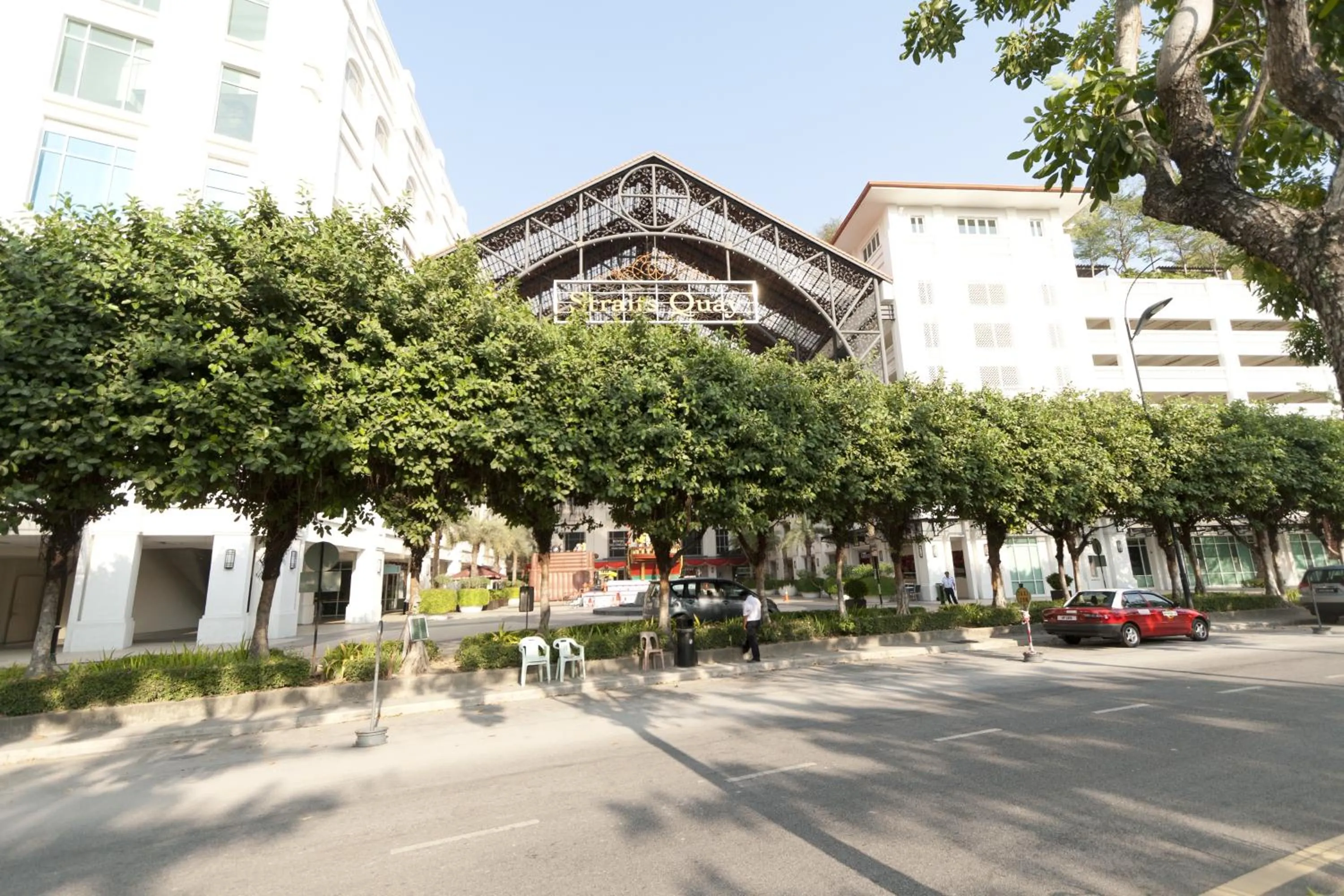 Facade/entrance in Profolio @ Straits Quay