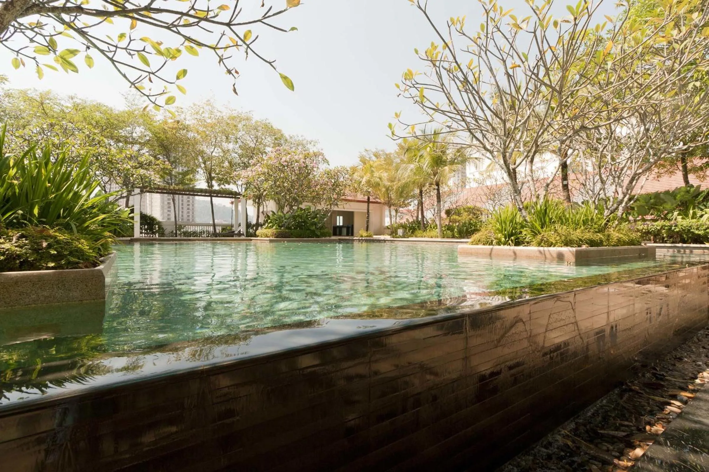 Area and facilities in Profolio @ Straits Quay