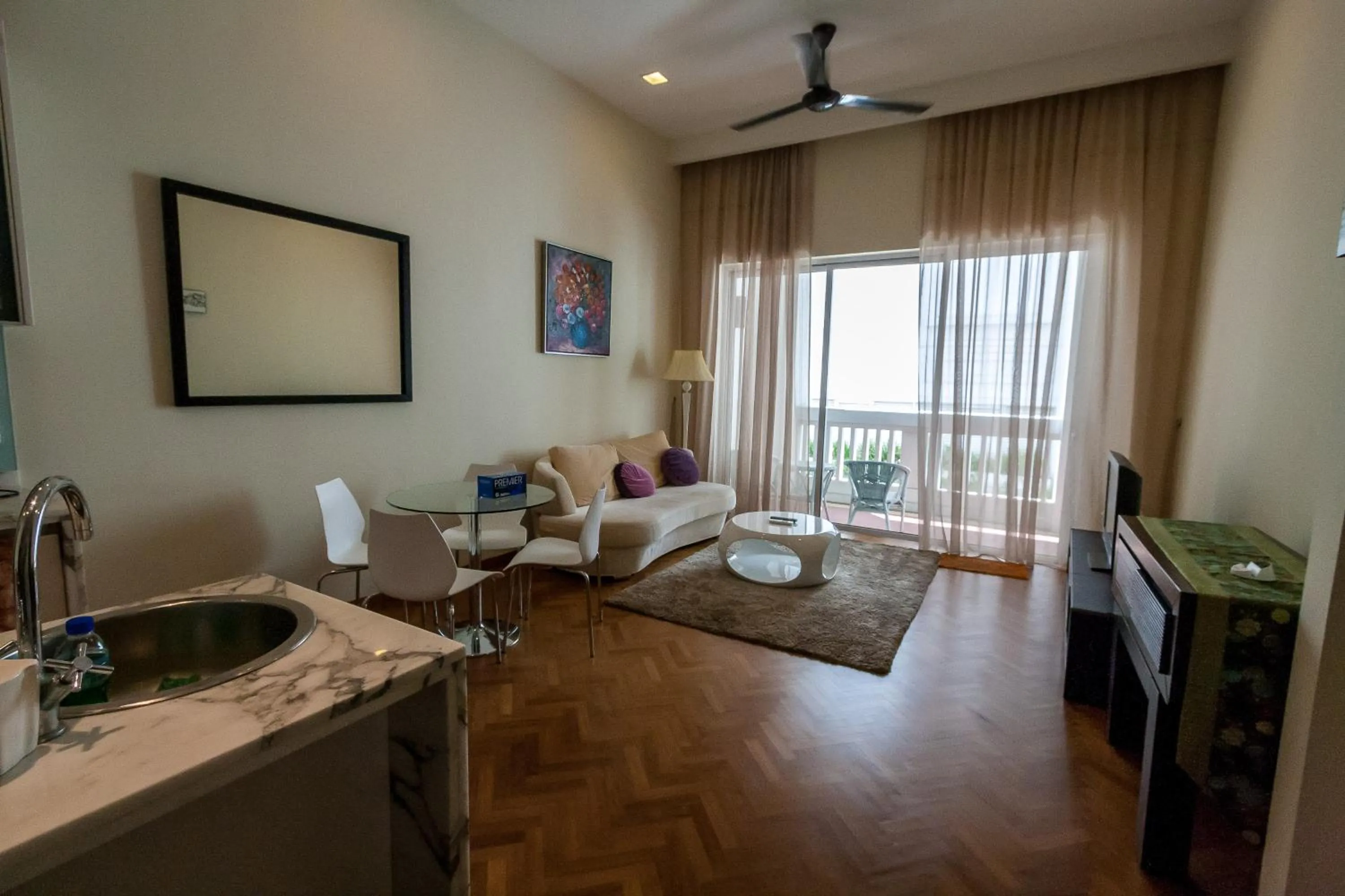 TV and multimedia in Profolio @ Straits Quay