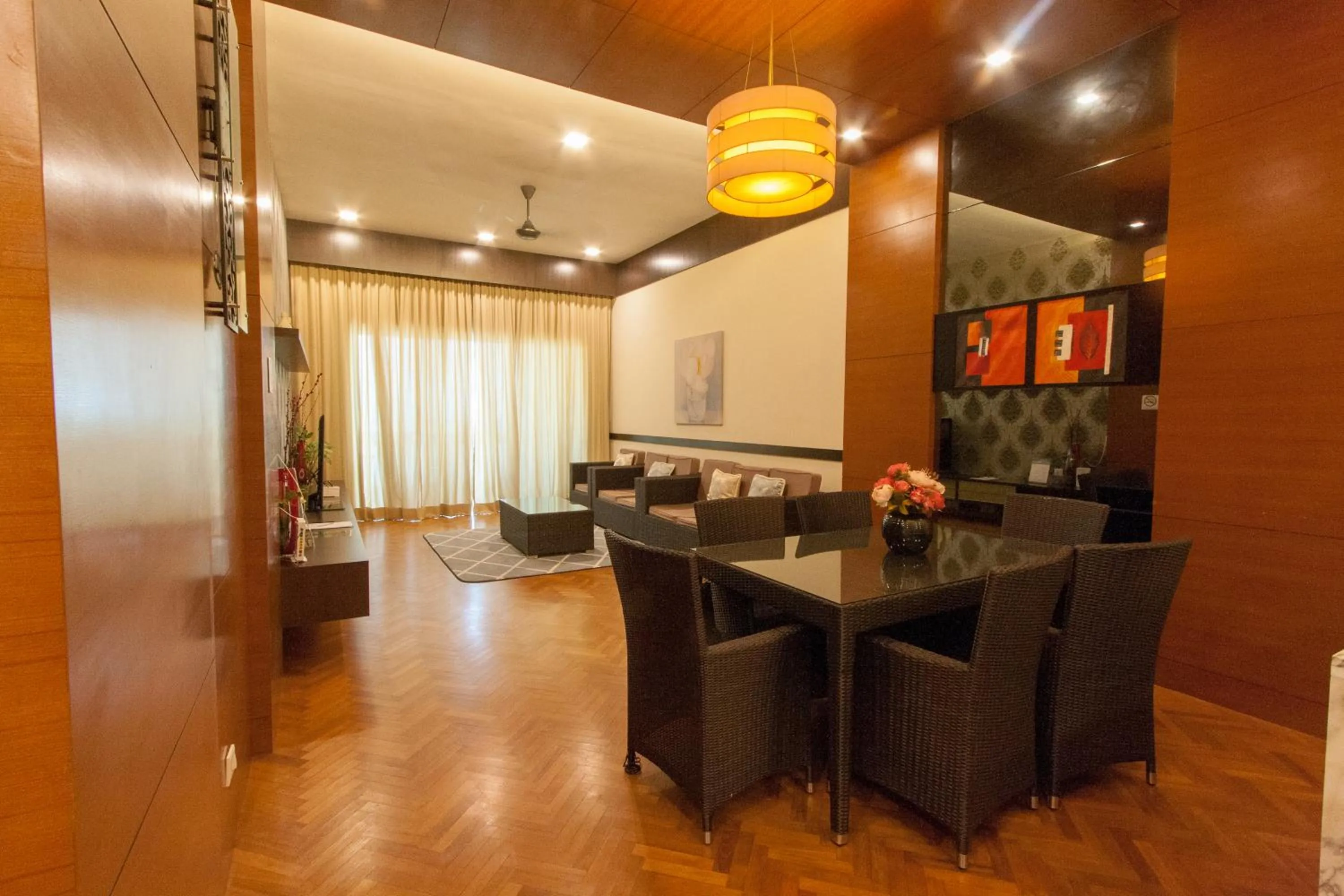 TV and multimedia in Profolio @ Straits Quay