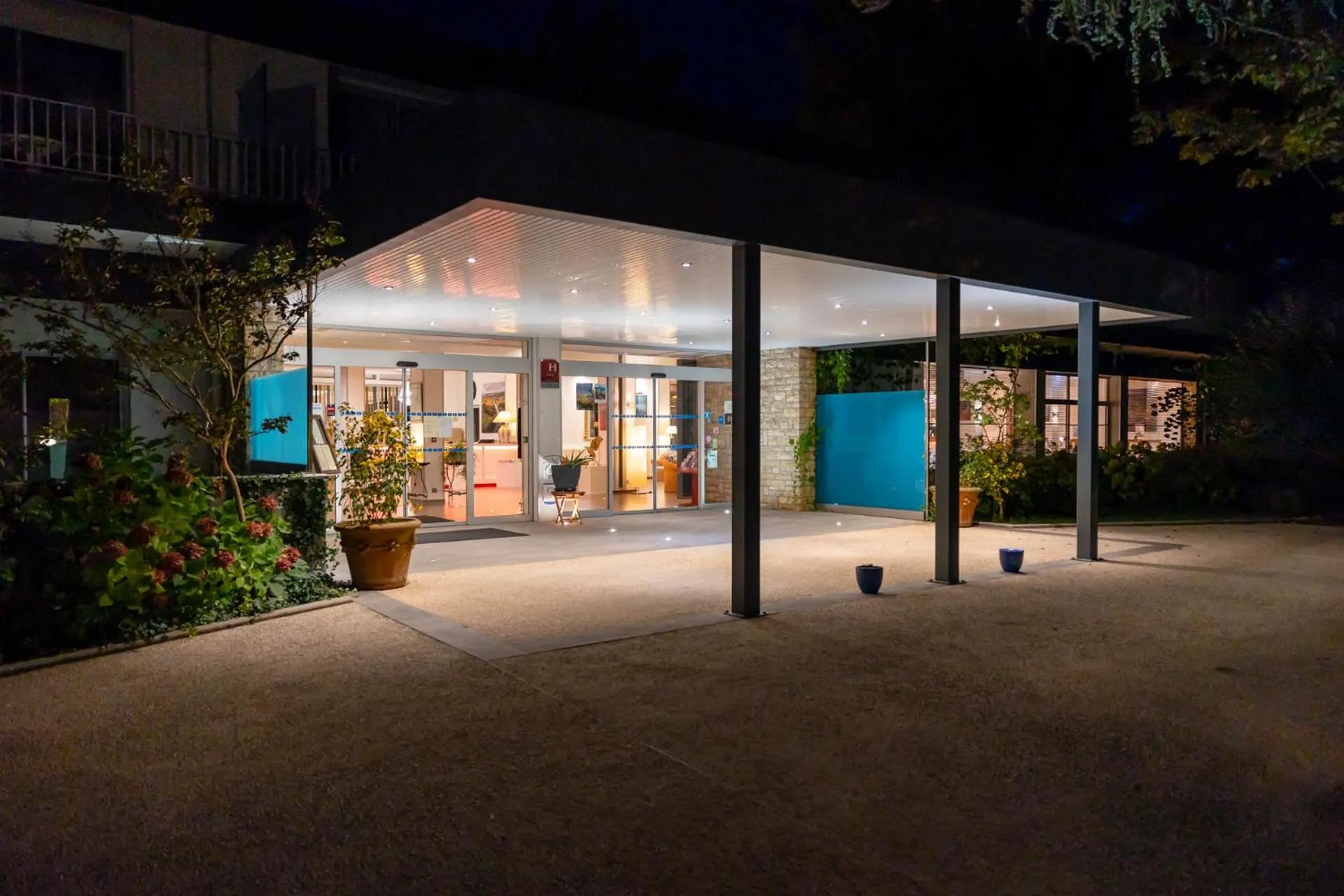Lobby or reception in Hôtel La Ségalière Spa Bar