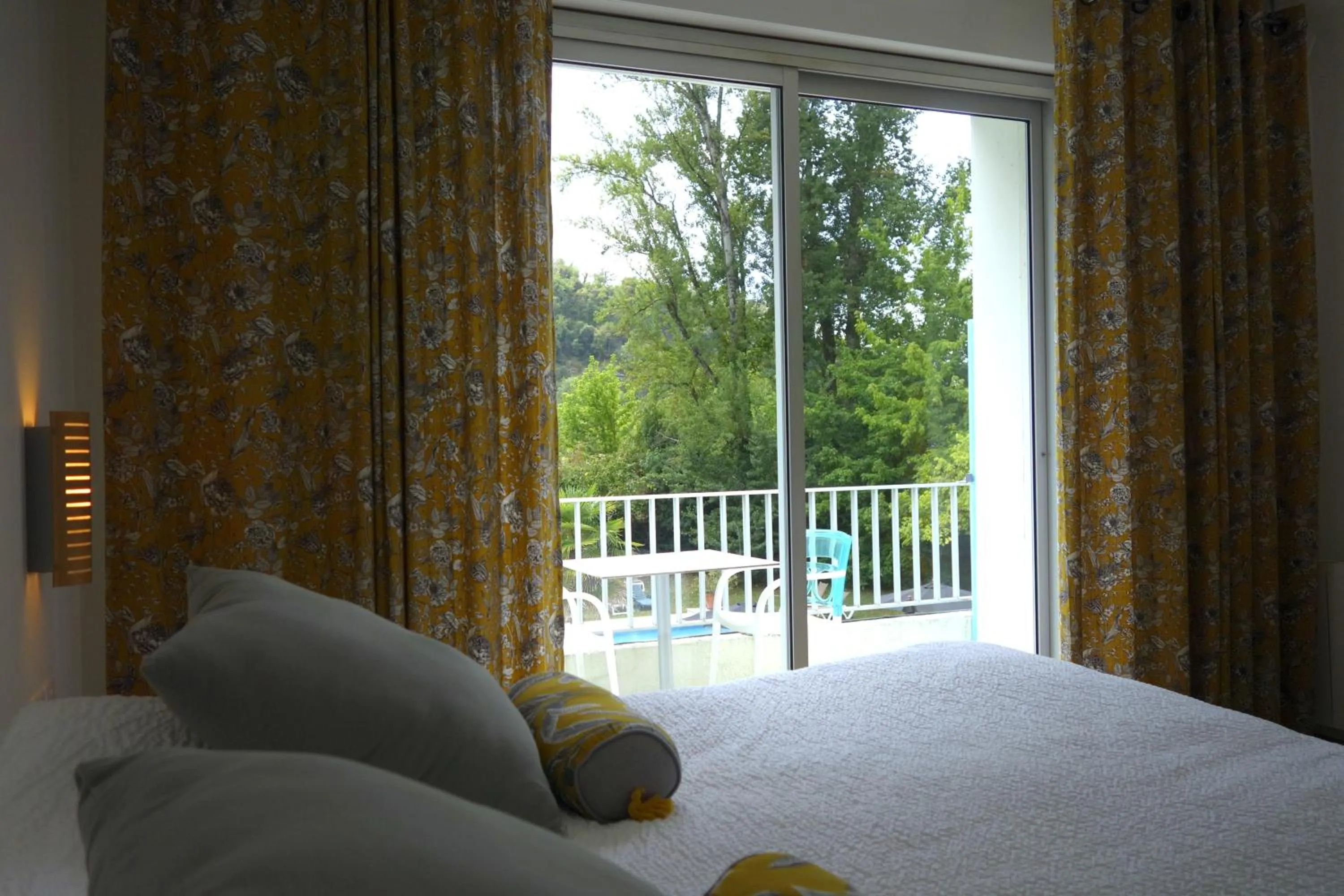 Bed in Hôtel La Ségalière Spa Bar